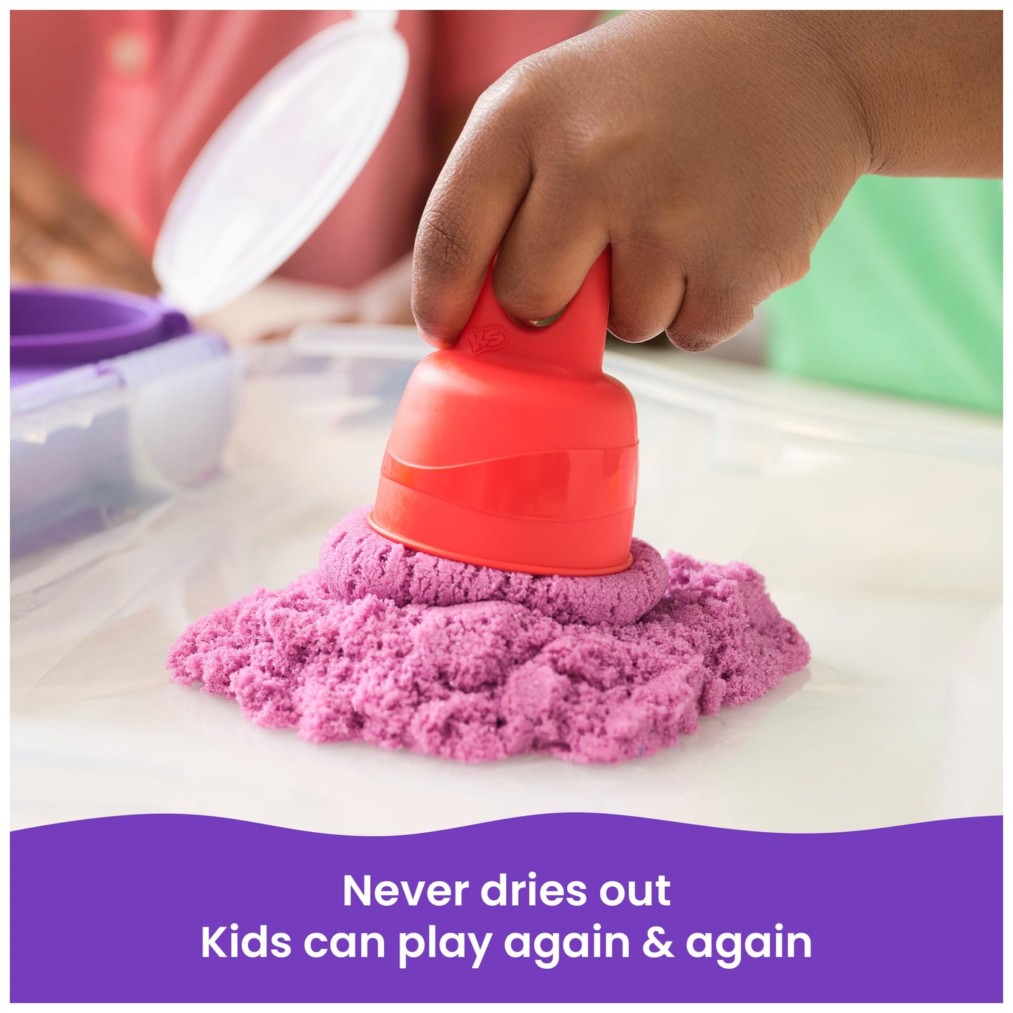 Kinetic Sand Variety Case – 2lbs of Play Sand (Beach, Neon & Shimmer) + 5 Tools | Reusable Storage Case