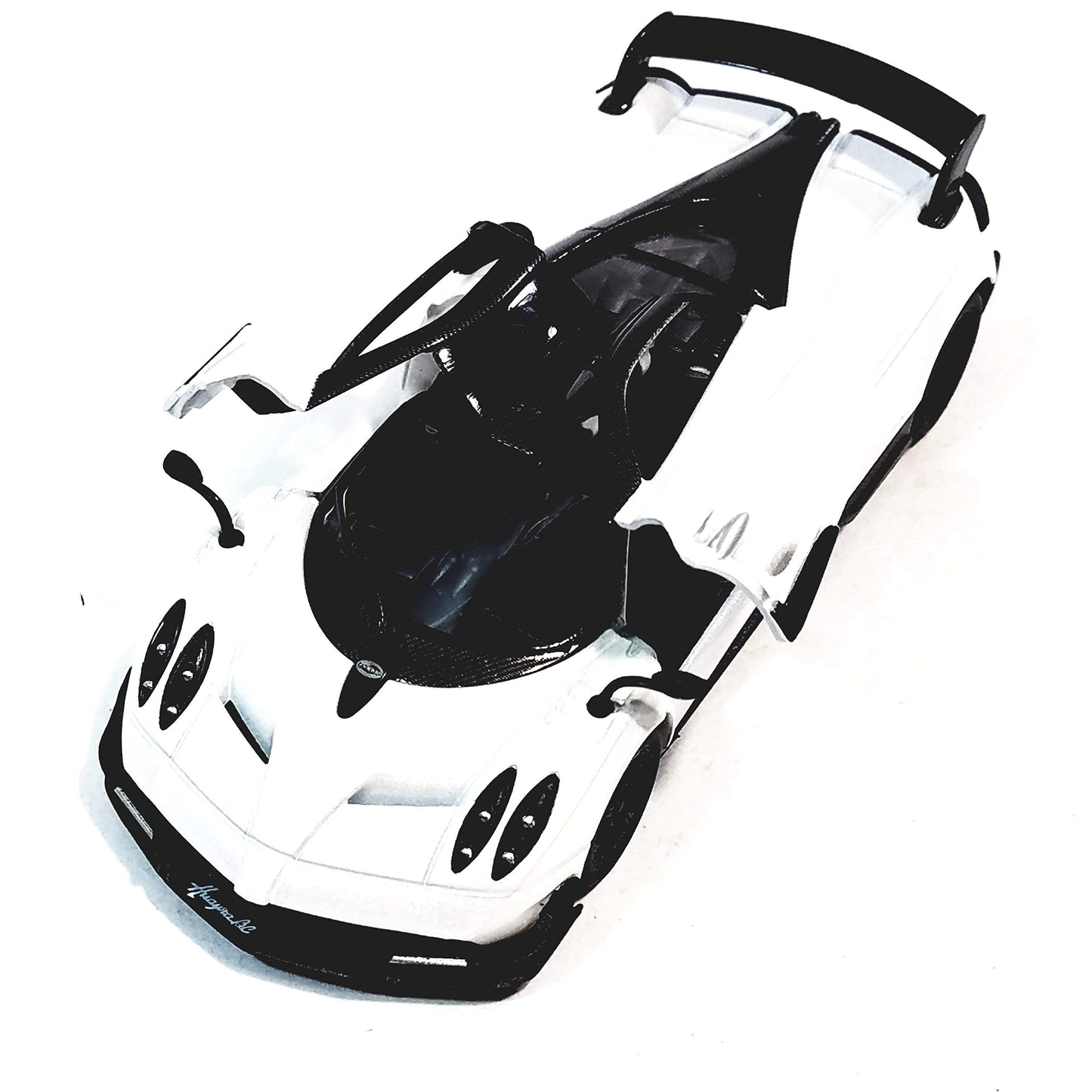 KiNSMART 2016 Pagani Huayra BC 1:38 Die-Cast Model – 5-Inch Pull-Back Car (White)