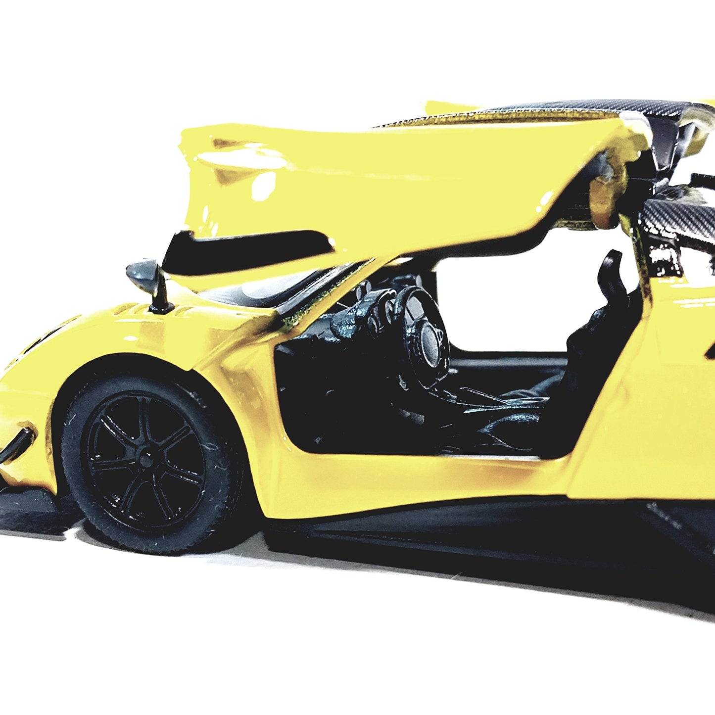 KiNSMART Pagani Huayra BC 1:38 Die-Cast Model Car – 5in Pull-Back, Open Doors, Yellow