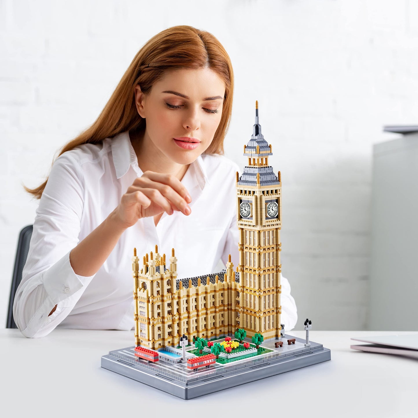 KLMEi Real Architecture London Elizabeth Tower Big Ben Micro Building Blocks Set – 6473 PCS for Adults, Collectible World Landmark Model