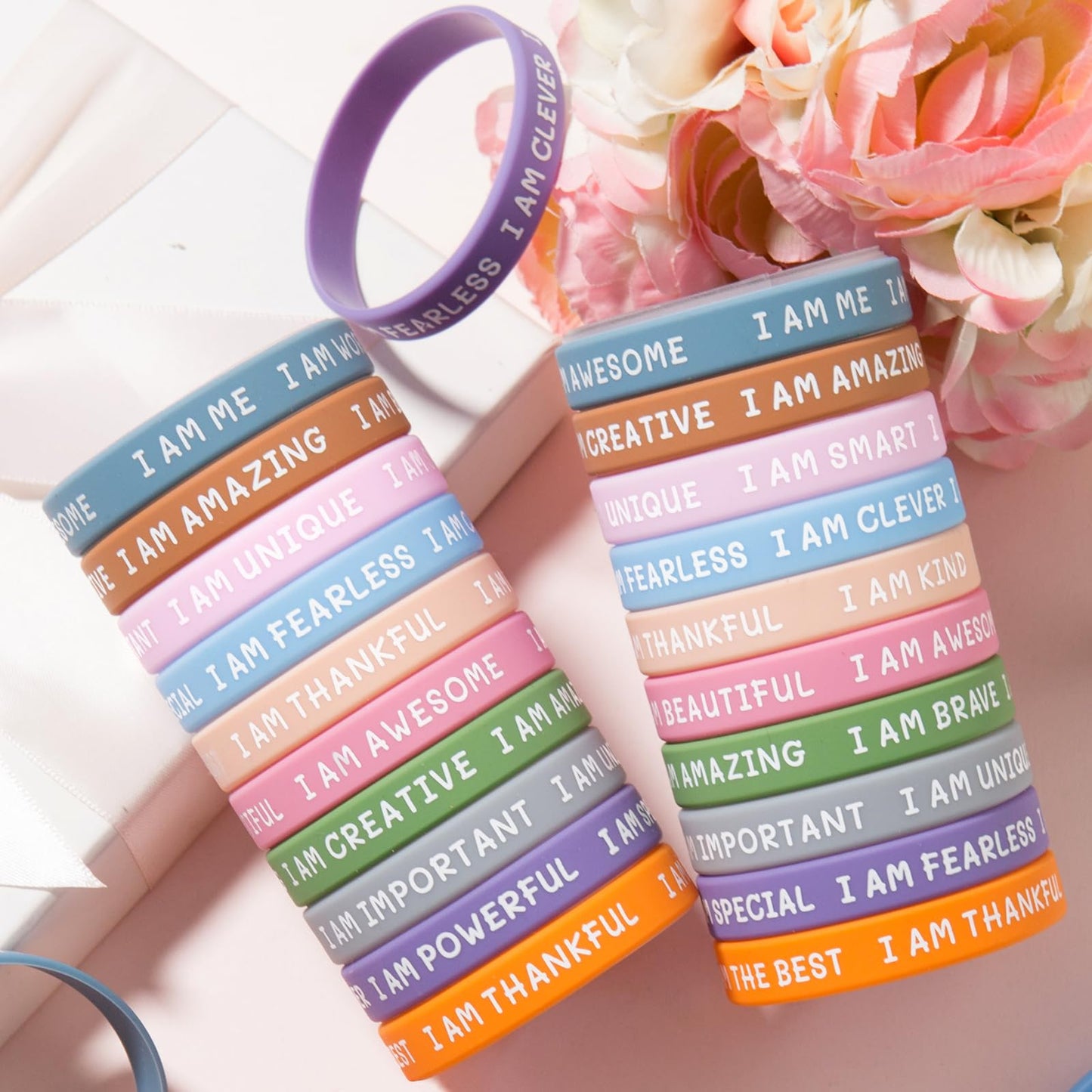 KUCLIN 100 Pieces Inspirational Silicone Wristbands – Motivational Quotes Rubber Bracelets for Kids and Students