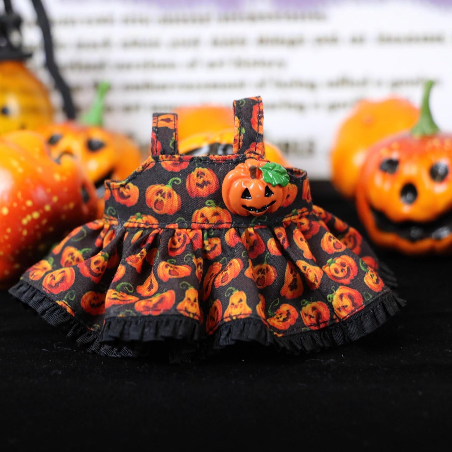 LABUBU 17cm Doll Clothes - Pumpkin Princess 2-Piece Outfit (Spider Headdress + Pumpkin Dress)