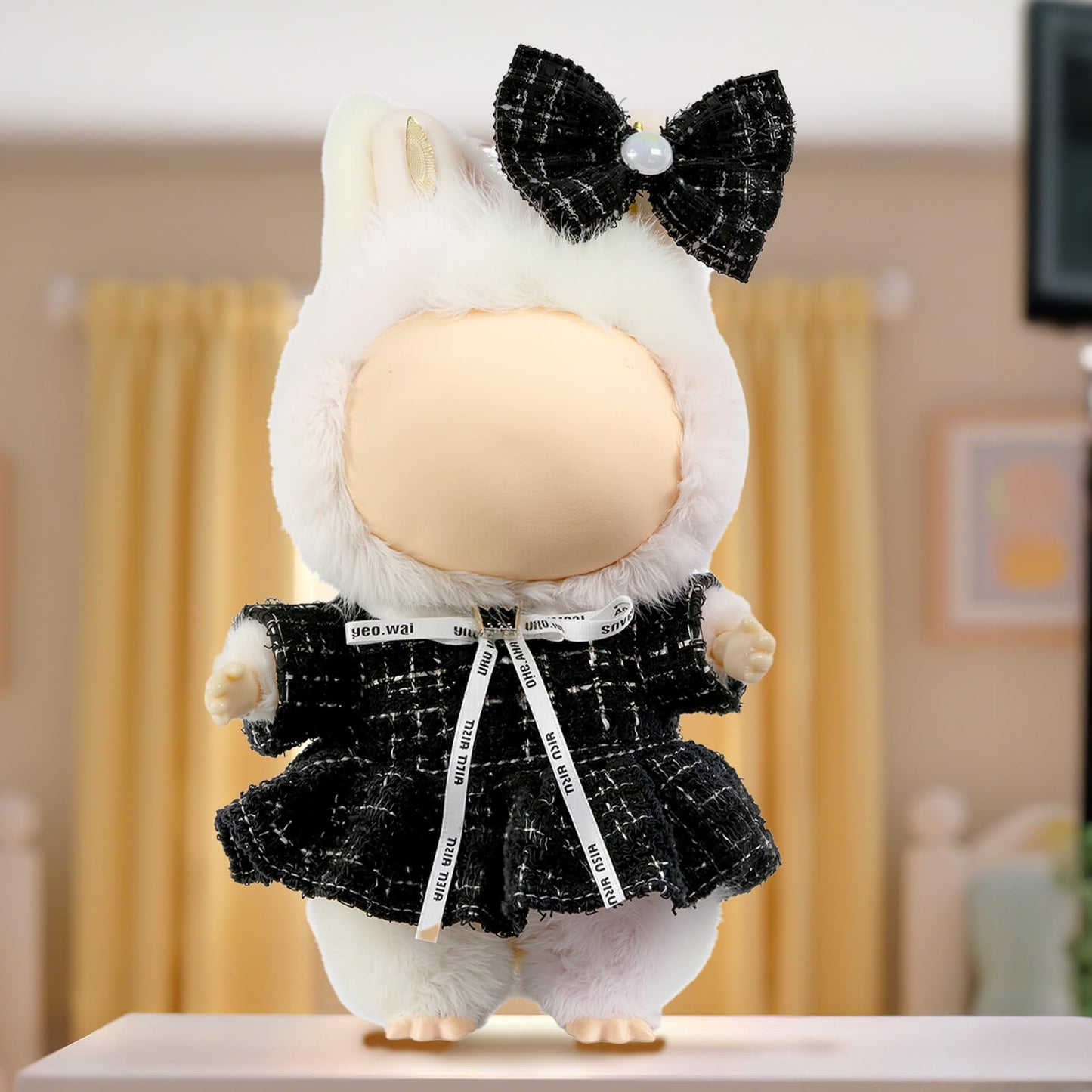 LABUBU 17cm Doll Clothes – Luxury 2-Piece Set with Bow Headdress & Plaid Tweed Dress (Black)