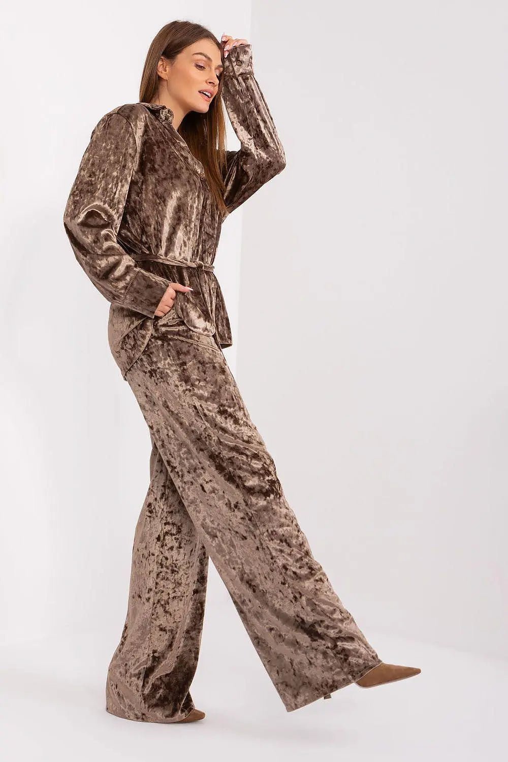 Lakerta velour shirt with pants