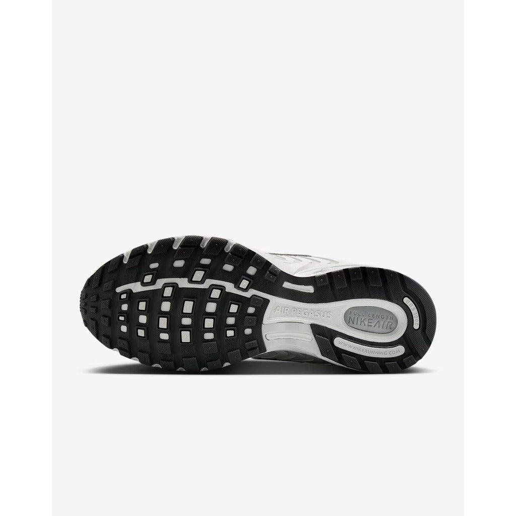 Nike Air Pegasus 2005 Women’s Heritage Running Shoes