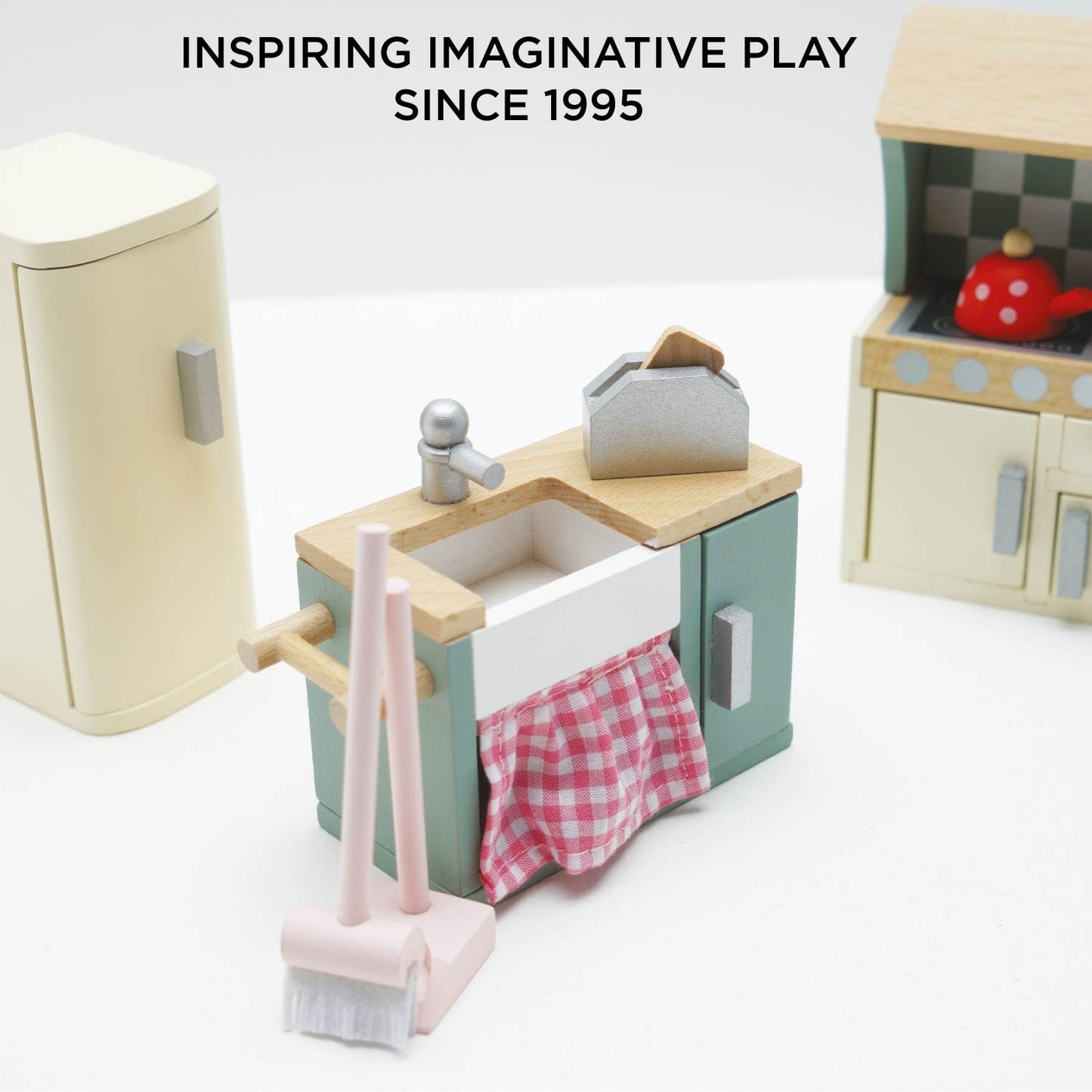Le Toy Van Daisylane Kitchen Dollhouse Furniture (ME059) | Rosebud Kitchen Play Set