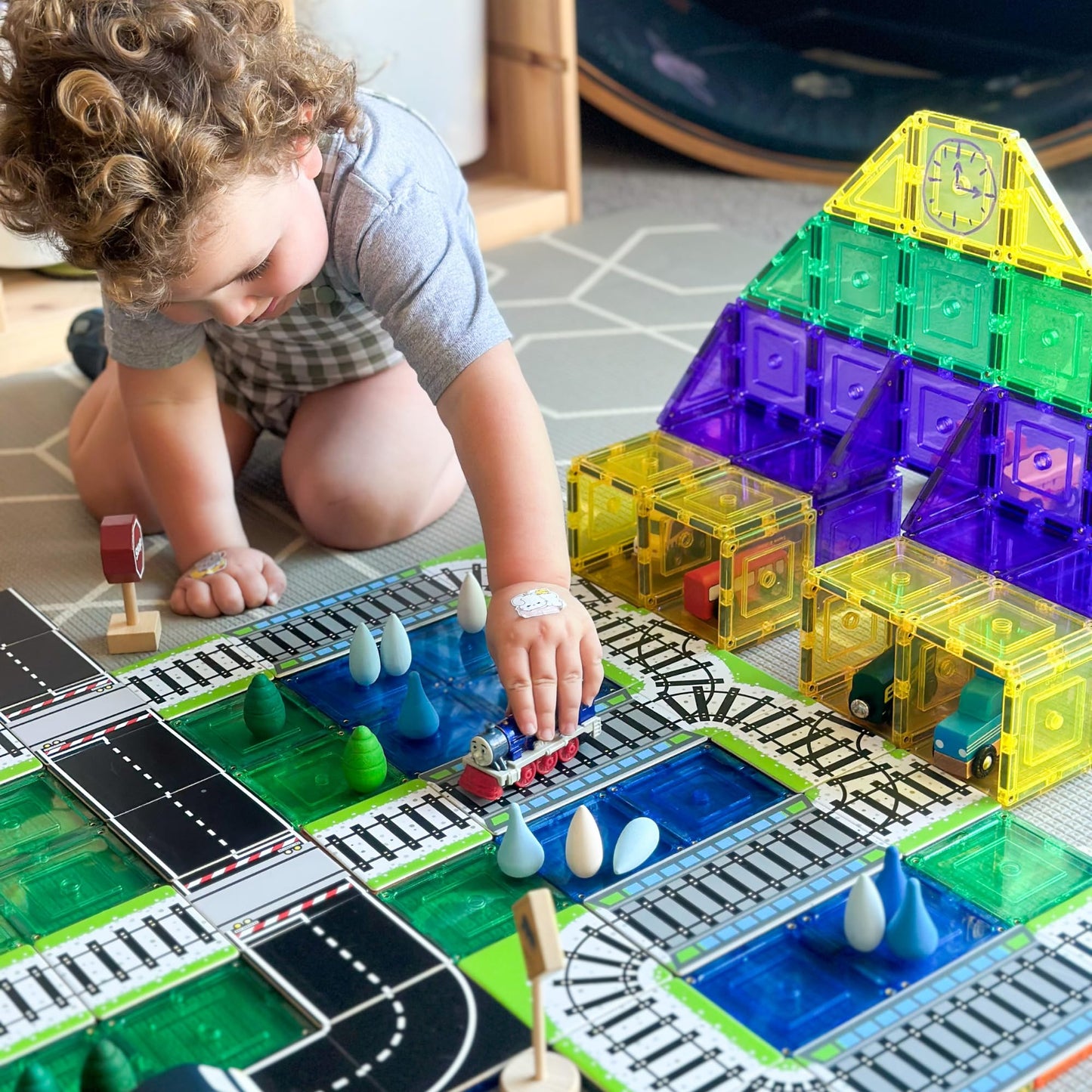 Learn & Grow Magnetic Tiles Train Tracks Expansion Pack – 36pc STEM Track Tops