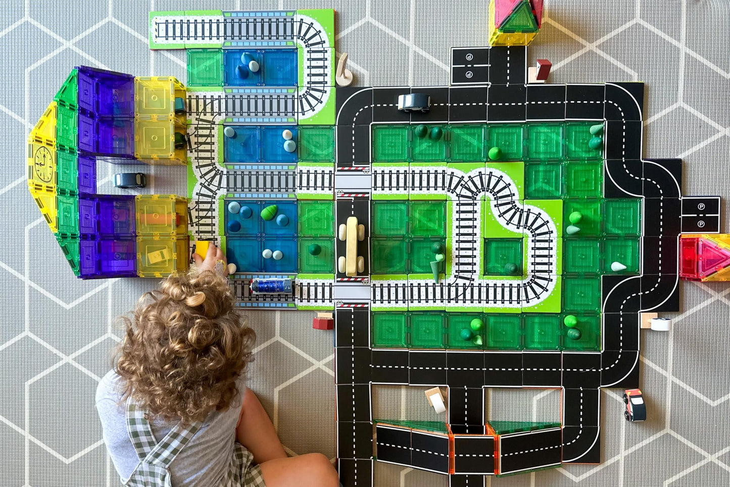Learn & Grow Magnetic Tiles Train Tracks Expansion Pack – 36pc STEM Track Tops