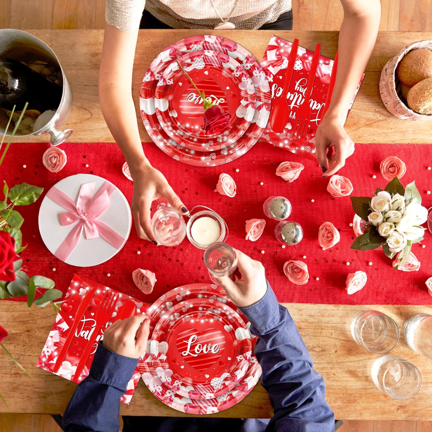 Lecheme Valentine’s Party Dinnerware Set – 192 Pcs for 24 Guests (Plates, Napkins, Cups, Table Cover & Banners)