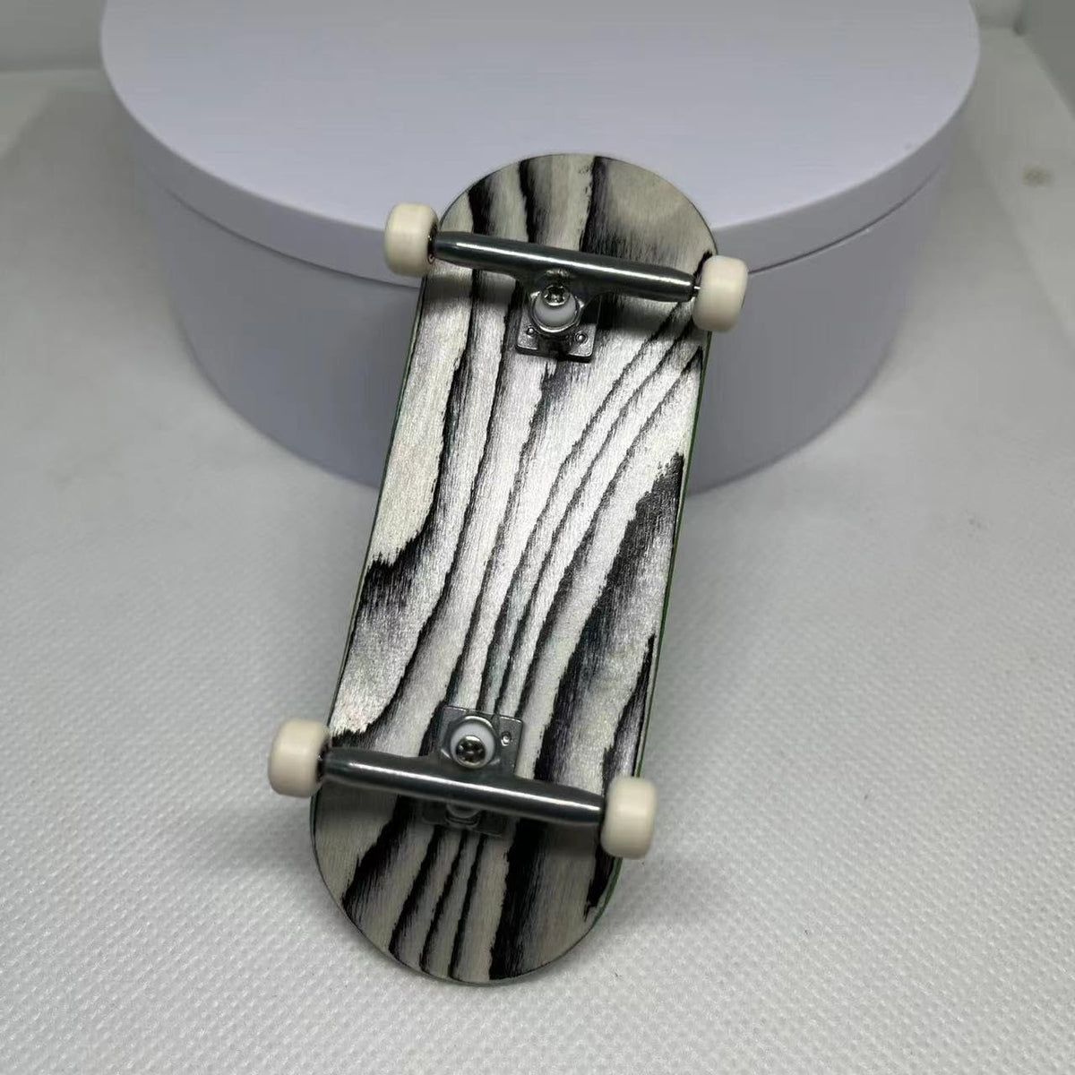 LEEFAI Pro Fingerboard Wheels 65d Ceramic Bearing – 7.8x5.0mm for Indoor & Outdoor
