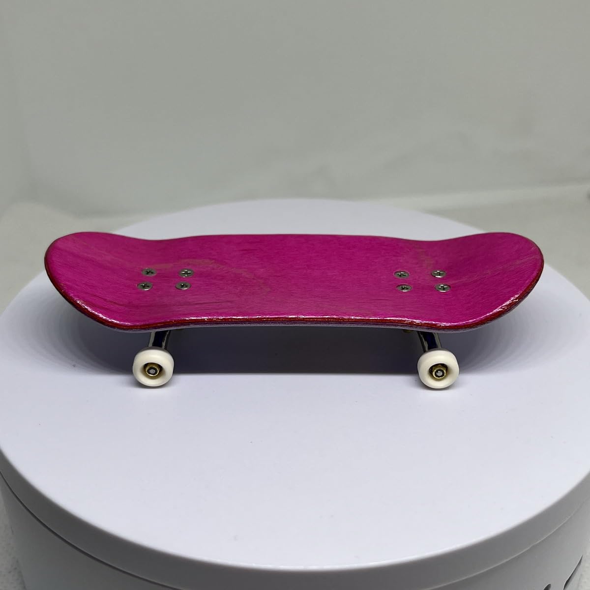 LEEFAI Pro Fingerboard Complete Set Up 34x96mm – Maple Deck, UV Graphic, 4.0 Trucks, 65d Wheels, Op3ra Oriented Vibes