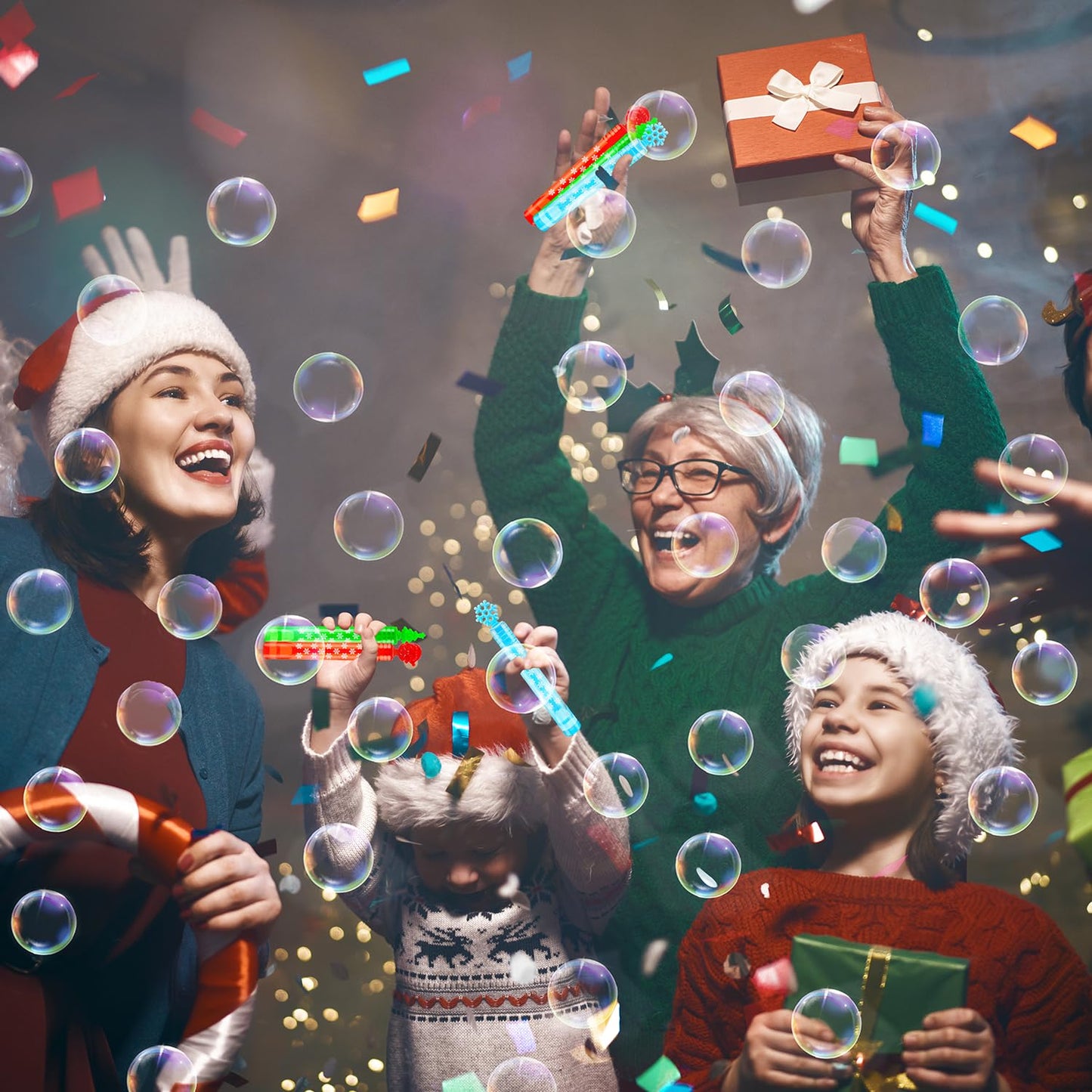 Leetous Winter Goodie Bag 32-Pack Mini Bubbles – Party Favors & Stocking Stuffers