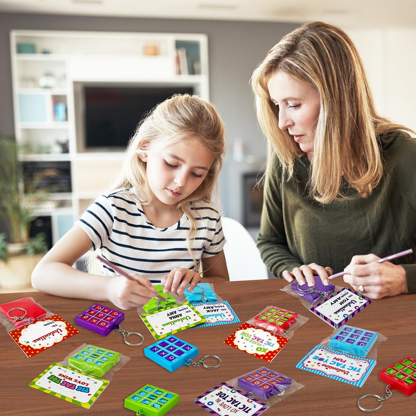 Leetous Valentines Day Tic-Tac-Toe Keychains & Cards — 28 Pack for Classroom Exchanges