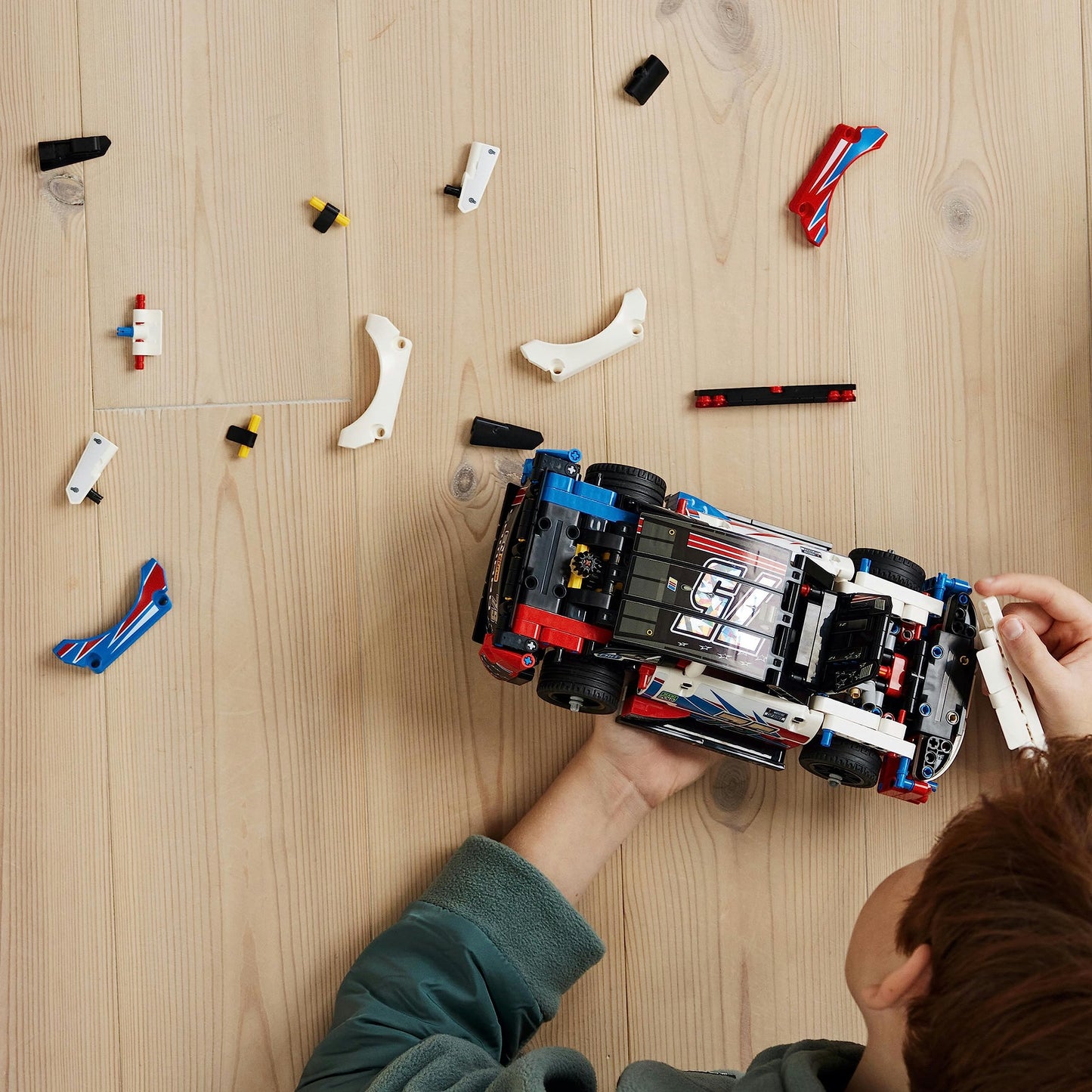 LEGO Technic NASCAR Camaro ZL1 (42153) | Buildable Racing Car Model Kit