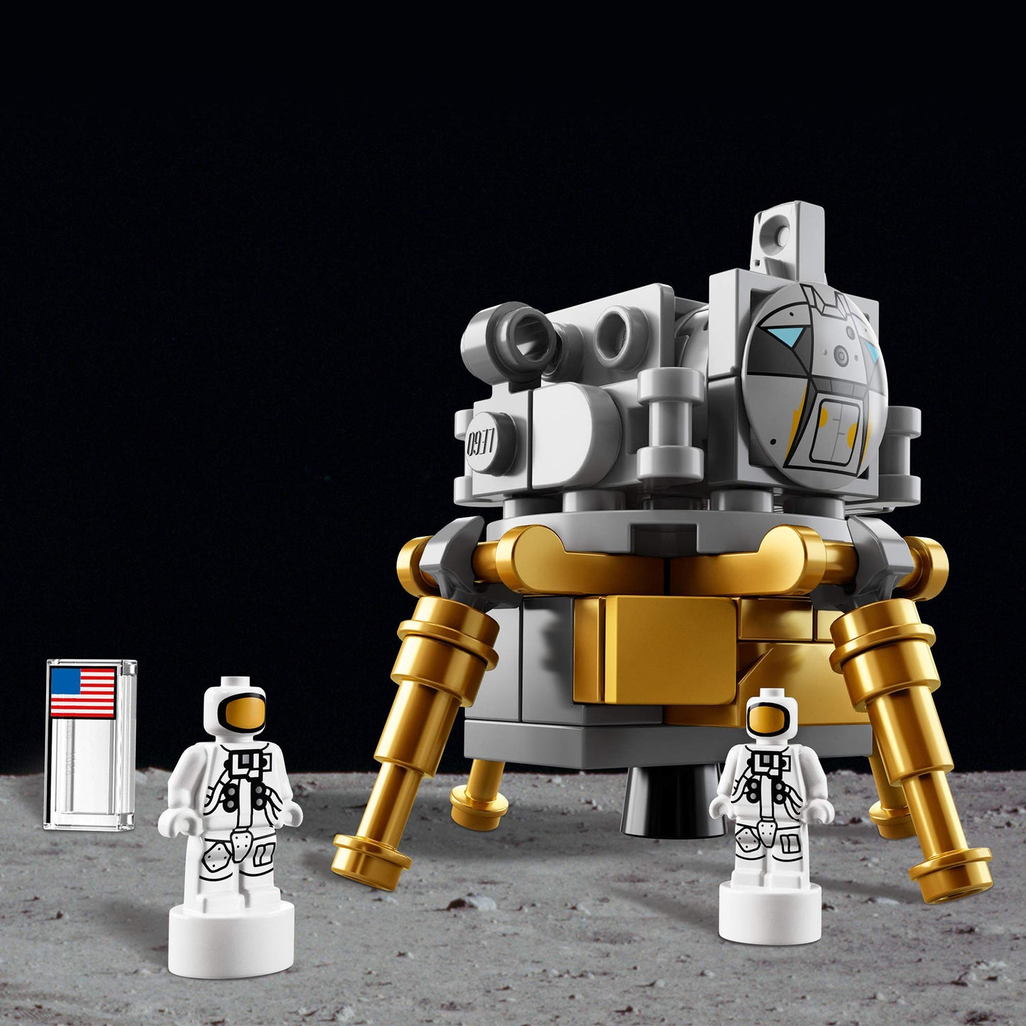 LEGO 92176 NASA Apollo Saturn V Space Rocket Model — Display-Ready 1m Tall 5-Module Replica