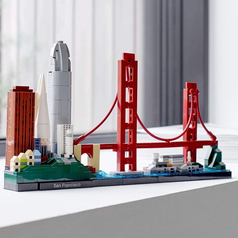 LEGO Architecture Skyline Collection 21043 San Francisco Building Kit – 565 Pieces
