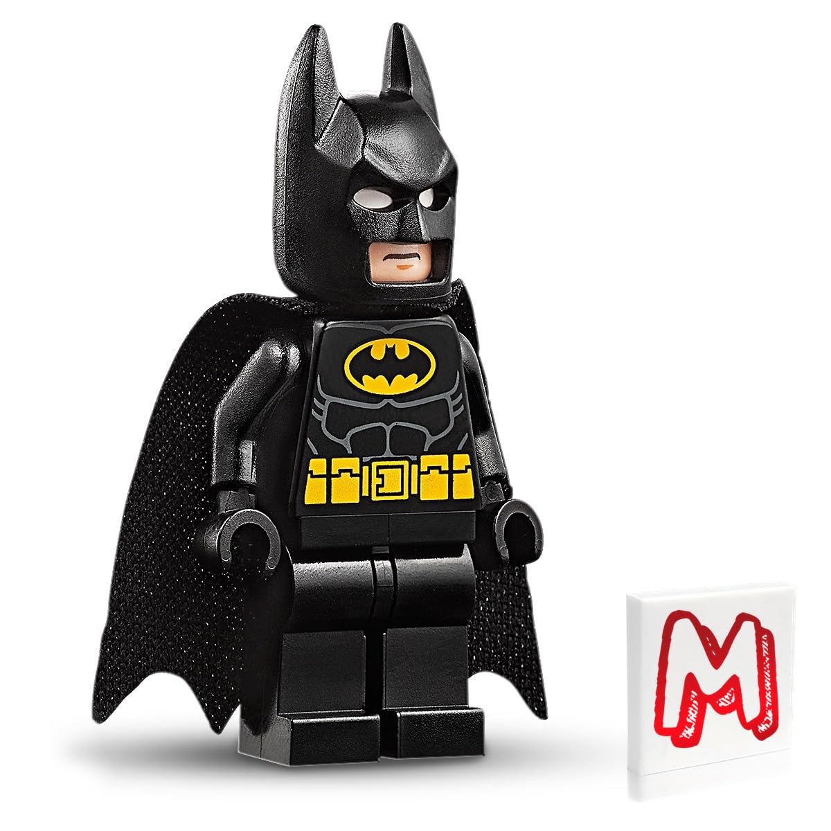 LEGO Batman Minifigure – Black Suit with Batcape & Bat-rang | Junior Sets