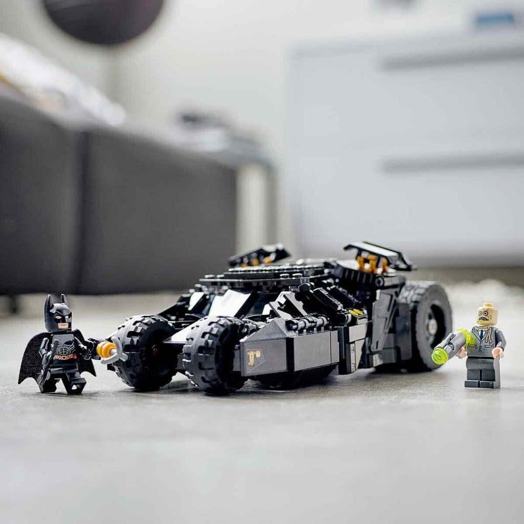 LEGO Batman Batmobile Tumbler: Scarecrow Showdown 76239 – Building Kit with Batman & Scarecrow