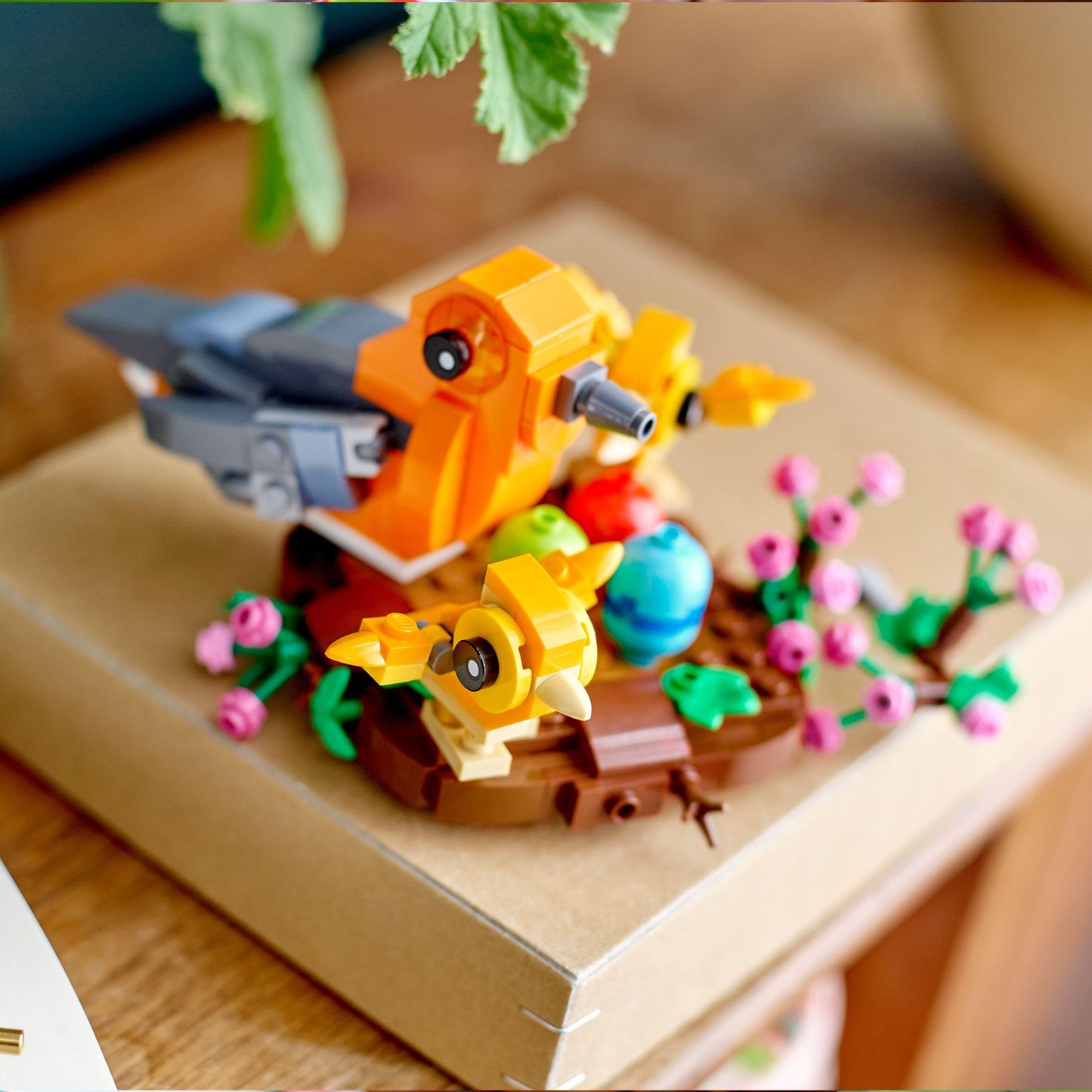 LEGO Bird's Nest Building Kit 40639 – Seasonal Table Display for Kids 9+