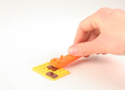 LEGO Classic Brick Separator 630 – Easy Brick Removal Tool (1 Piece)