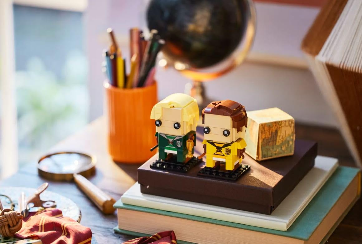 LEGO BrickHeadz 40617 Draco Malfoy & Cedric Diggory – Quidditch Display Set