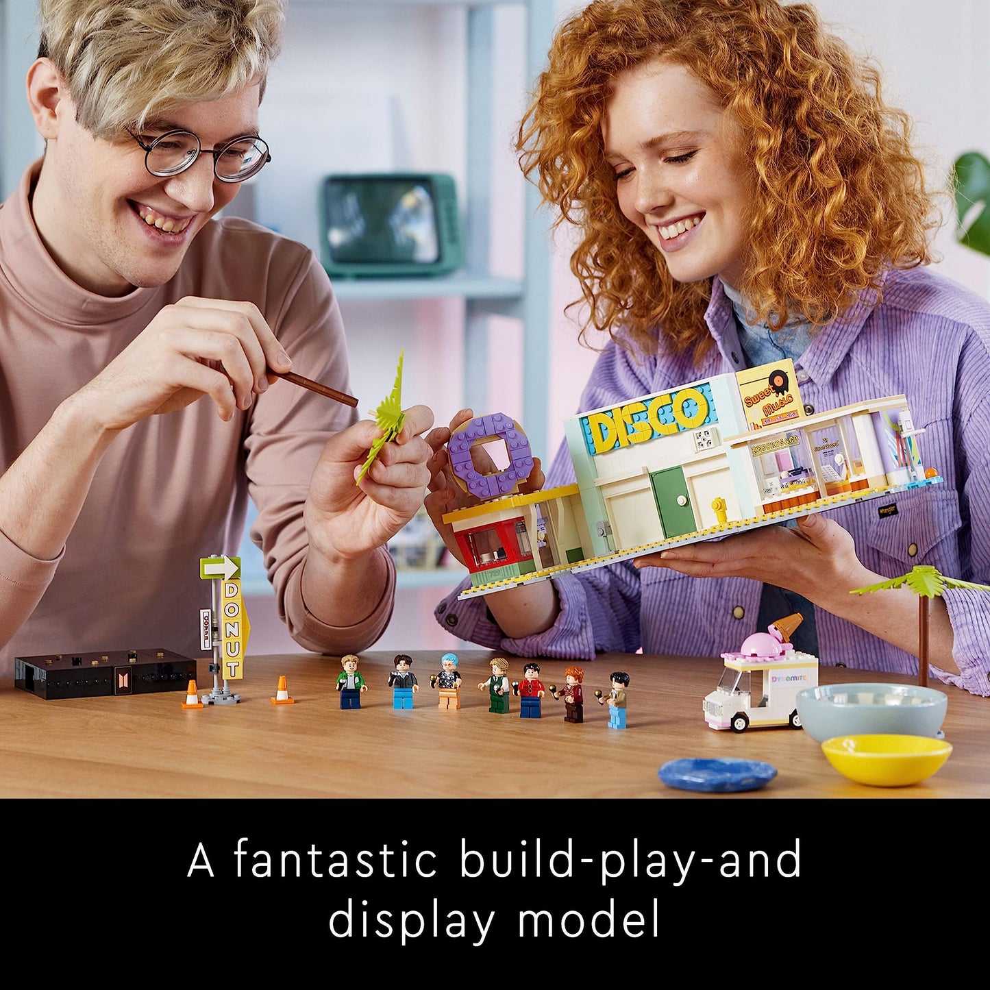 LEGO Ideas BTS Dynamite 21339 Set for Adults – 7 Minifigures, Stage & Scenes