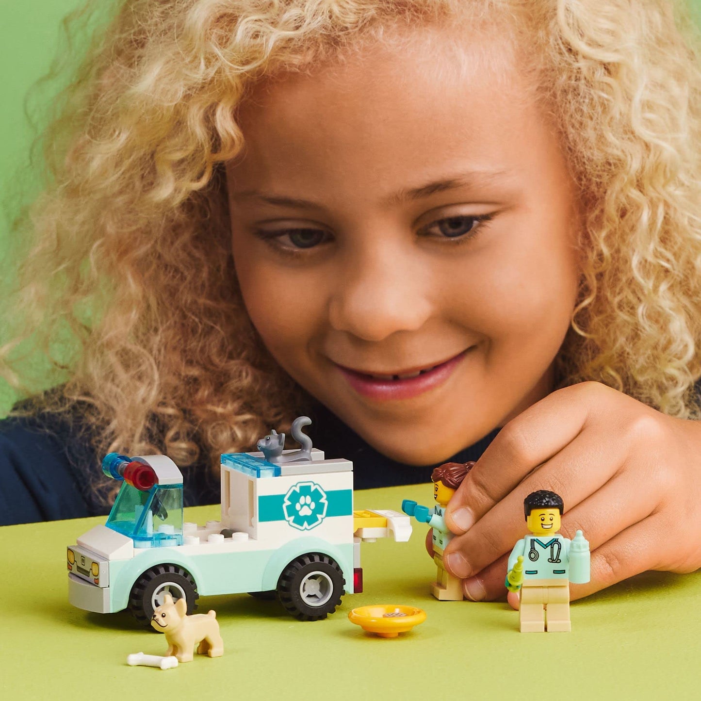 LEGO City Vet Van Rescue 60382 – 4+ Vet Playset with 2 Minifigs, Dog & Cat