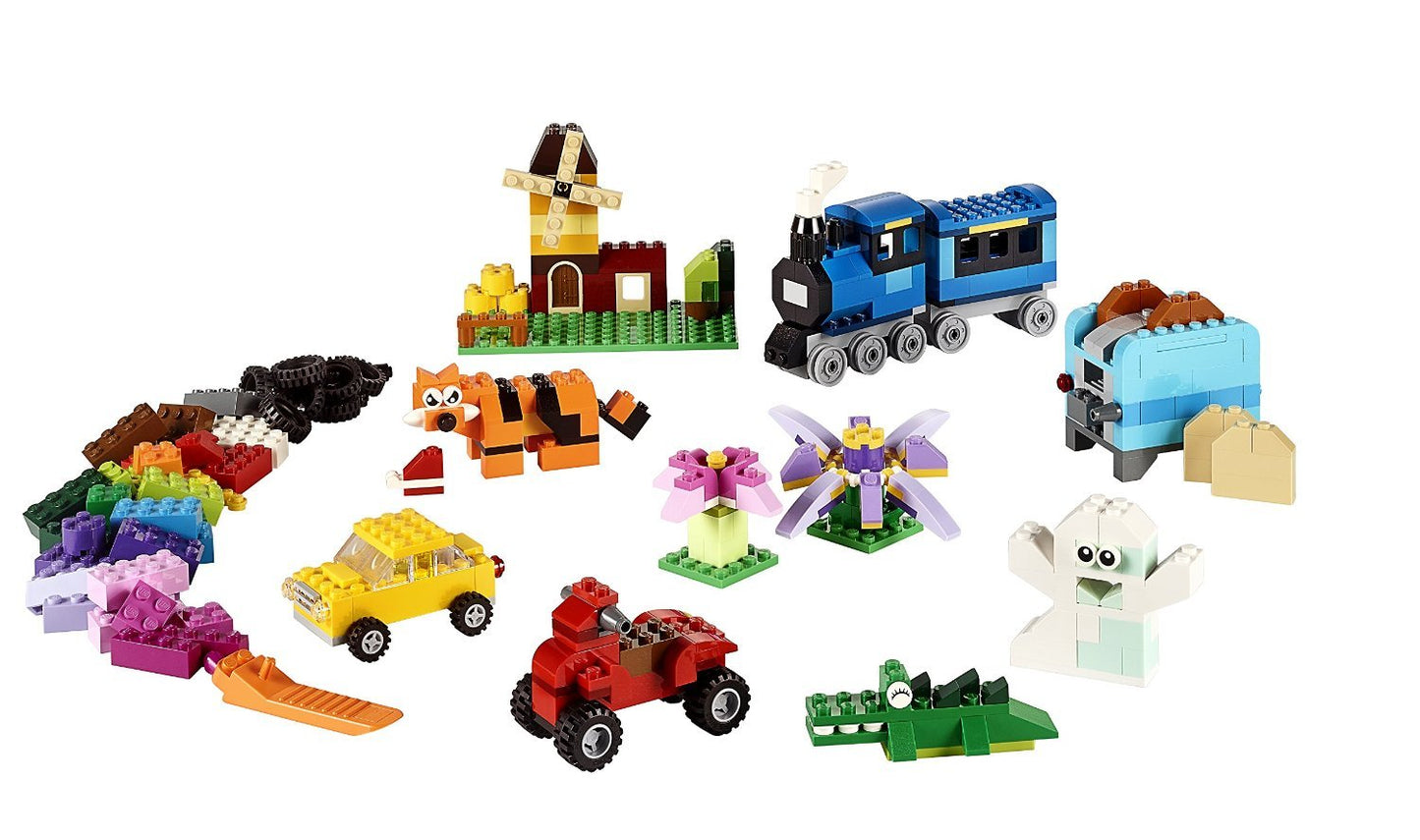 LEGO Classic 10696 & 10700 – Building Blocks Box with Green Base Plate | Creative Construction Toy for Kids