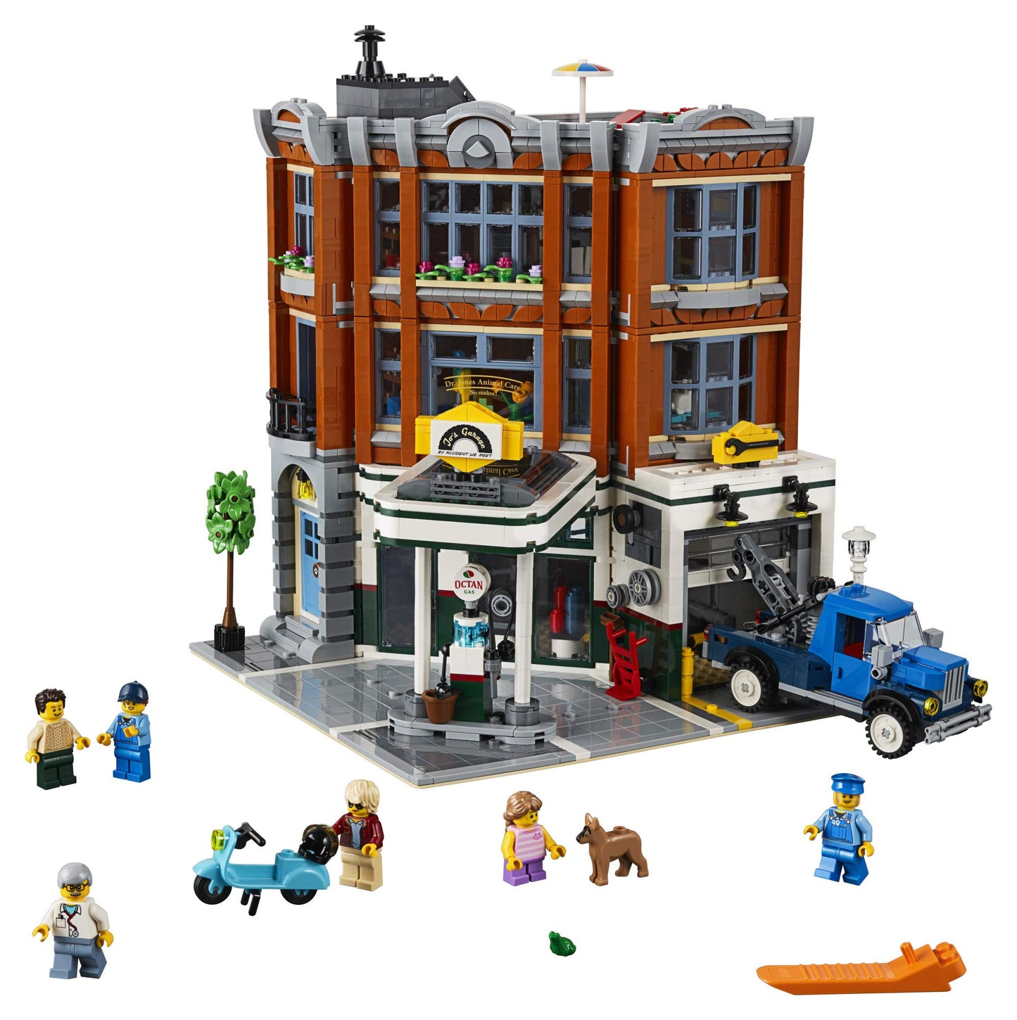 LEGO Creator Expert Corner Garage 10264 Building Kit — 2569 Pieces | Advanced Modular Build