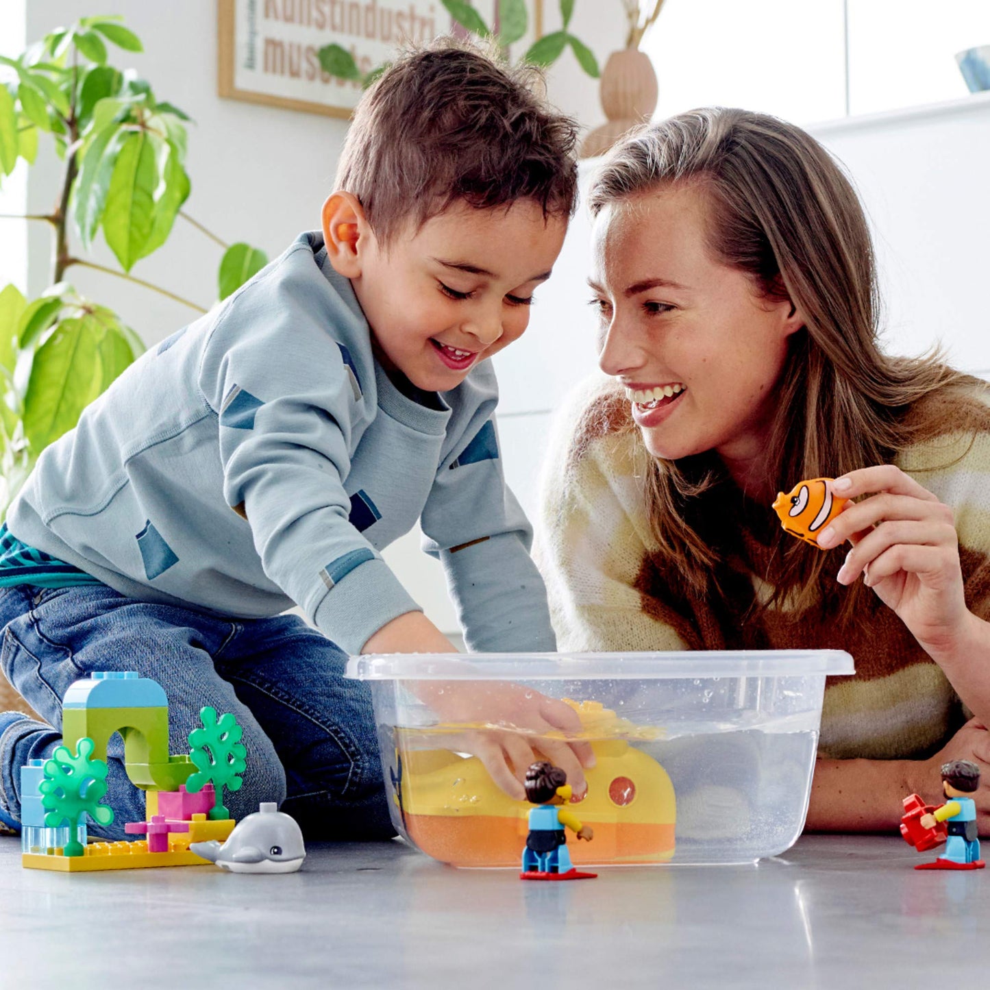 LEGO DUPLO Town Submarine Adventure 10910 – 24-Piece Bath Toy