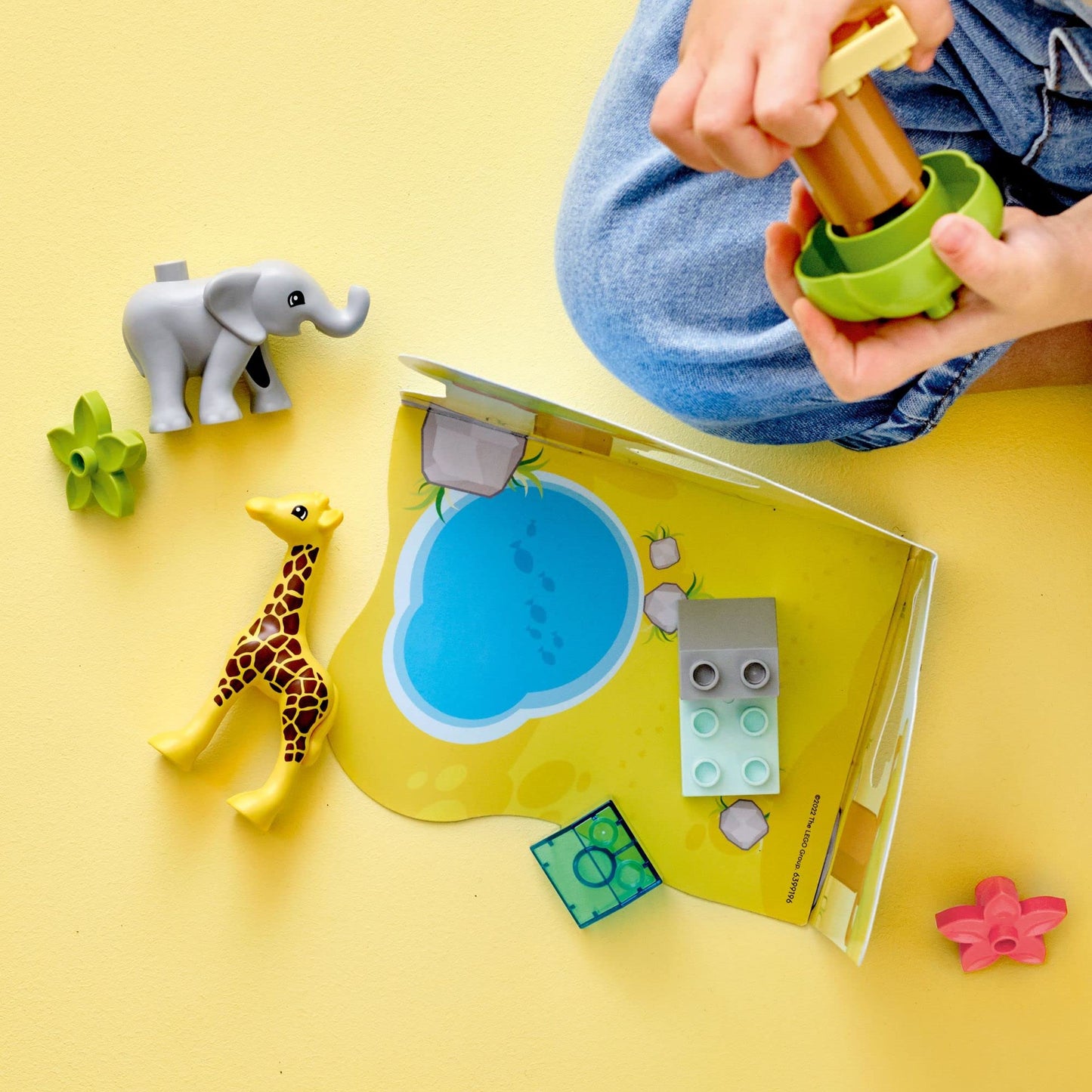 LEGO DUPLO Wild Animals of Africa 10971 | Toddler Learning Toy with Baby Elephant & Giraffe