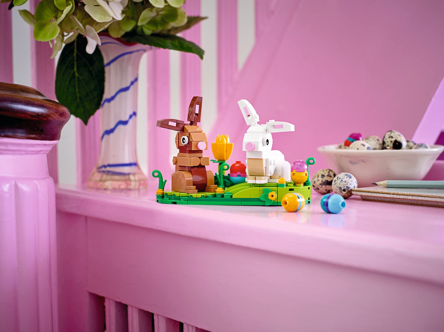 LEGO Easter Rabbits Display 40523 – Buildable Bunny Scene with Eggs & Tulips