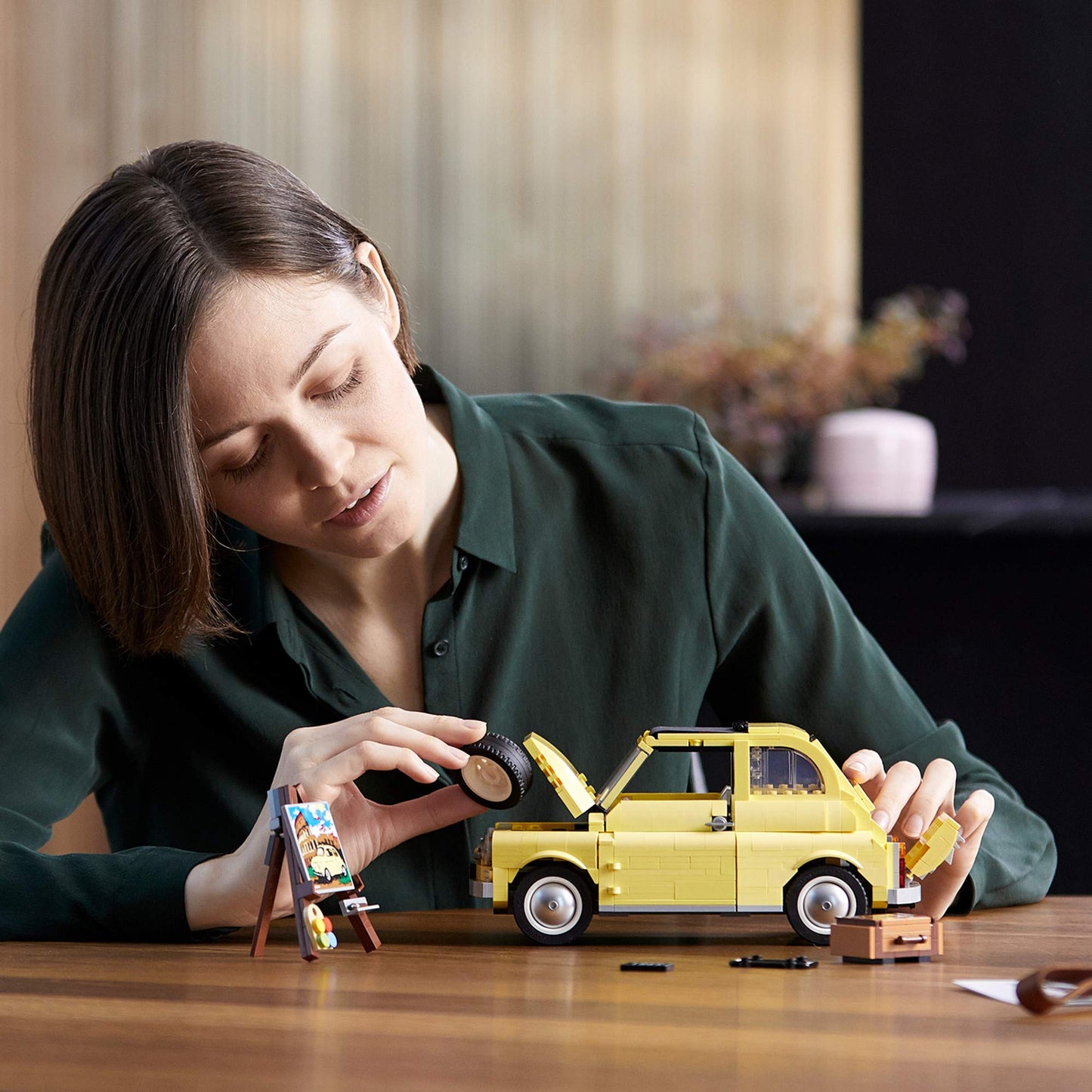 LEGO Creator Expert Fiat 500 10271 – 960-Piece Model Car Building Set for Adults & Collectors