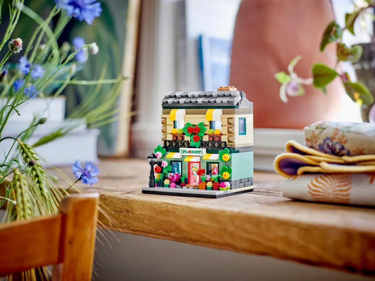 LEGO Flower Store 40680 – Collectible Model Shop with Interior Details & Customizable Design