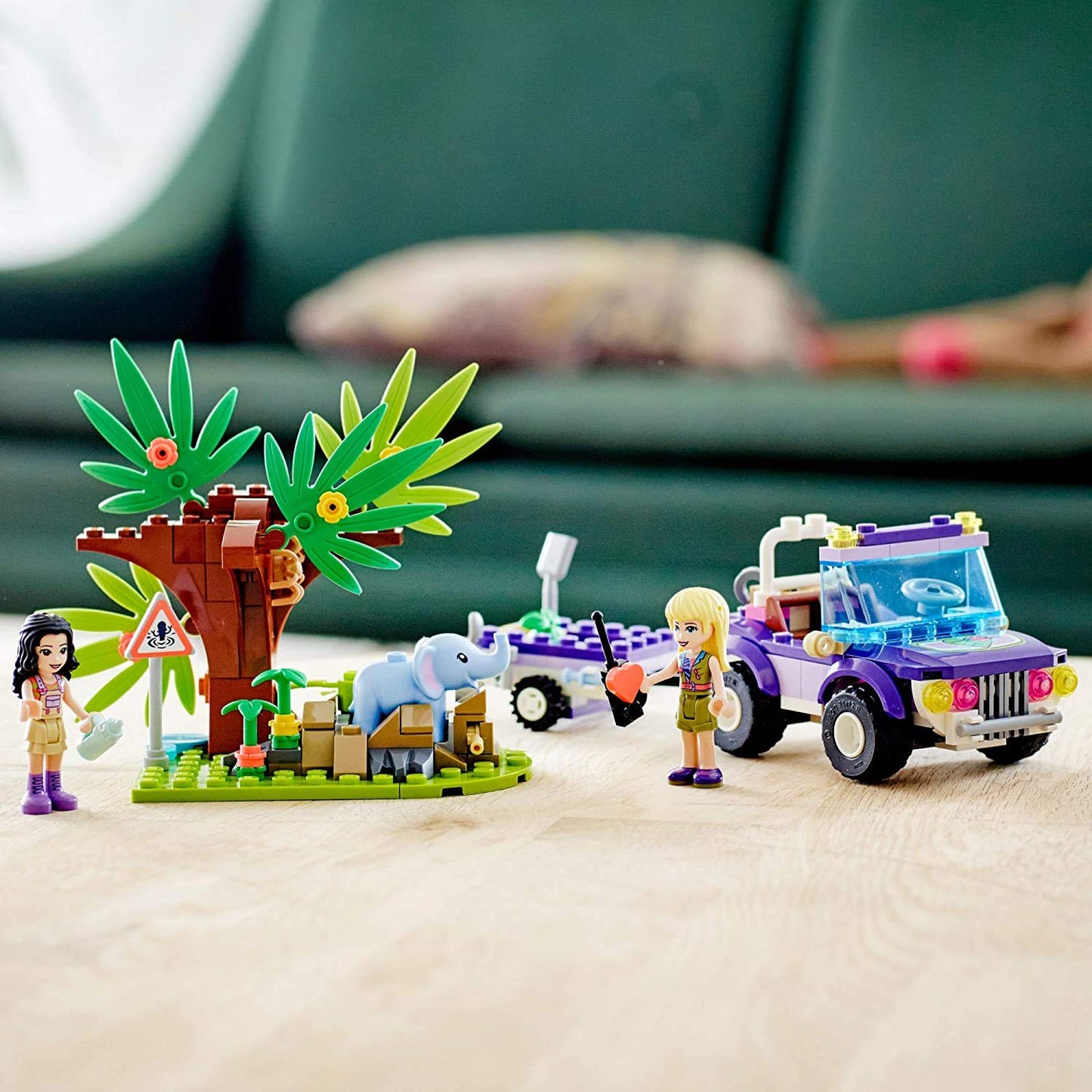 LEGO Friends Baby Elephant Jungle Rescue 41421 – Adventure Kit with Emma & Stephanie