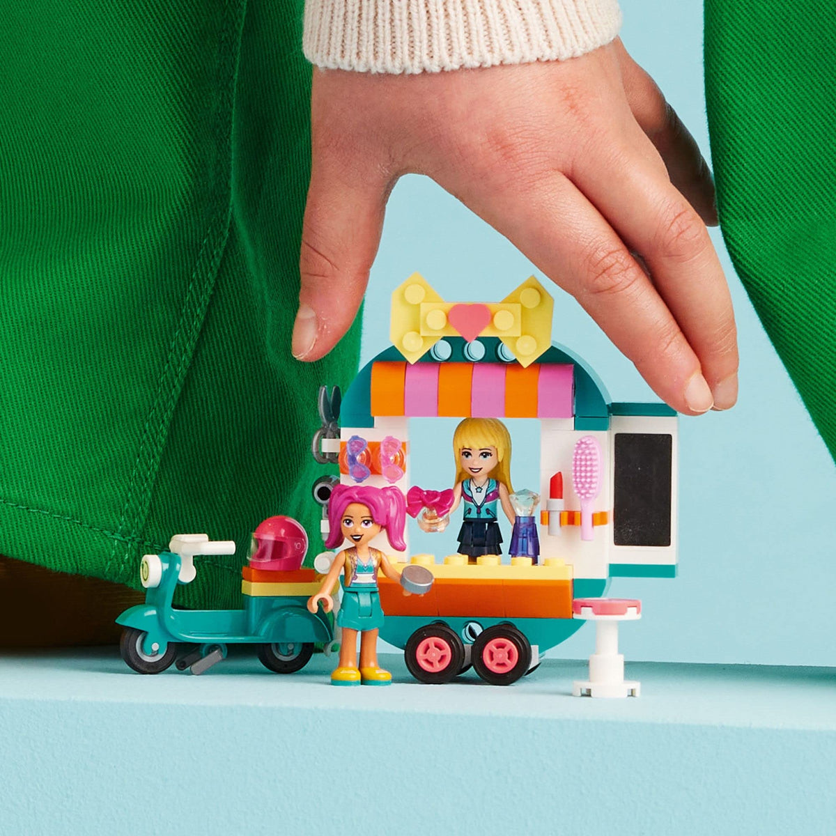 LEGO Friends Mobile Fashion Boutique Shop & Hair Salon Playset 41719