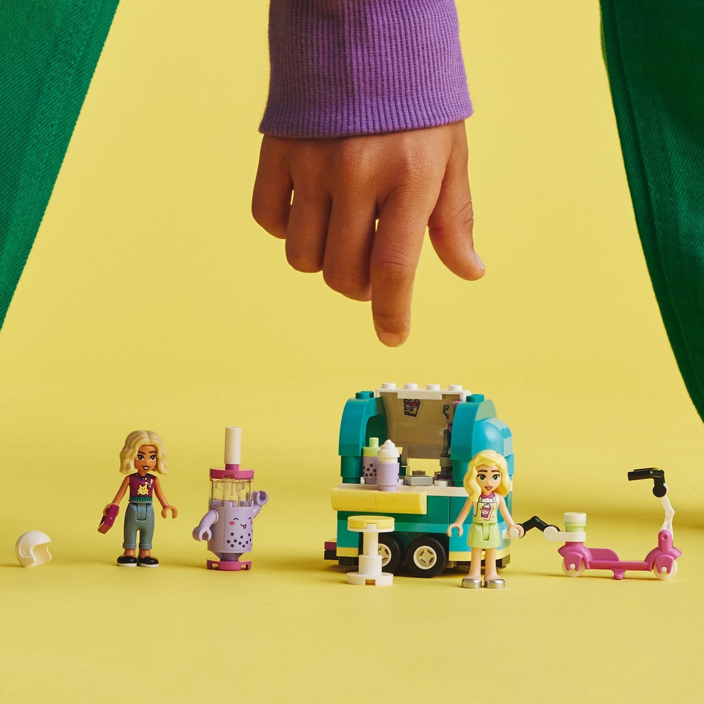 LEGO Friends Mobile Bubble Tea Shop 41733 – Creative Vehicle Playset for Kids 6+