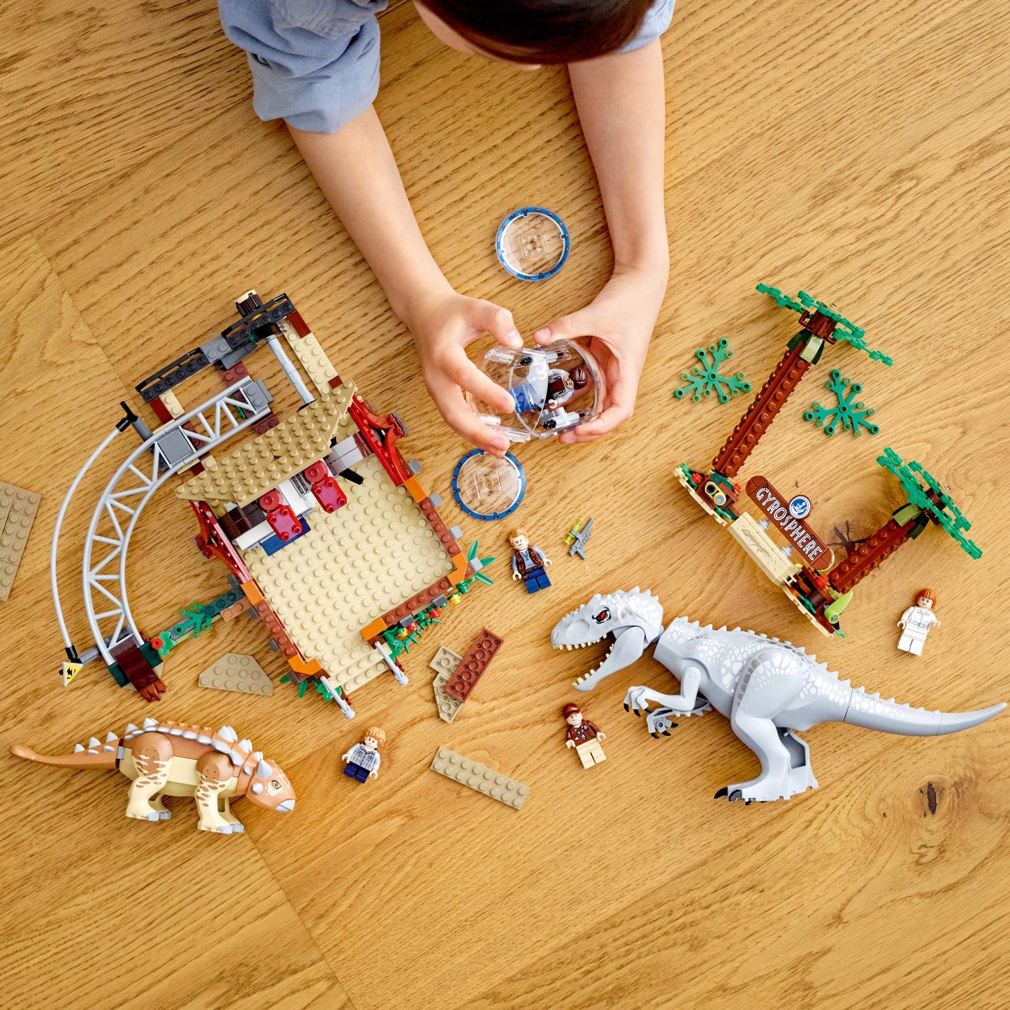 LEGO Jurassic World Indominus Rex vs Ankylosaurus 75941 – Dinosaur Battle Building Toy (537 Pieces)