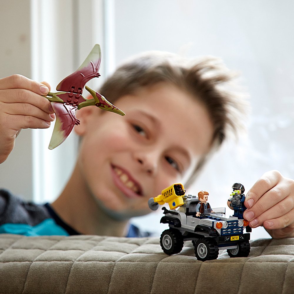 LEGO Jurassic World Pteranodon Chase 75926 – 126-Piece Building Kit