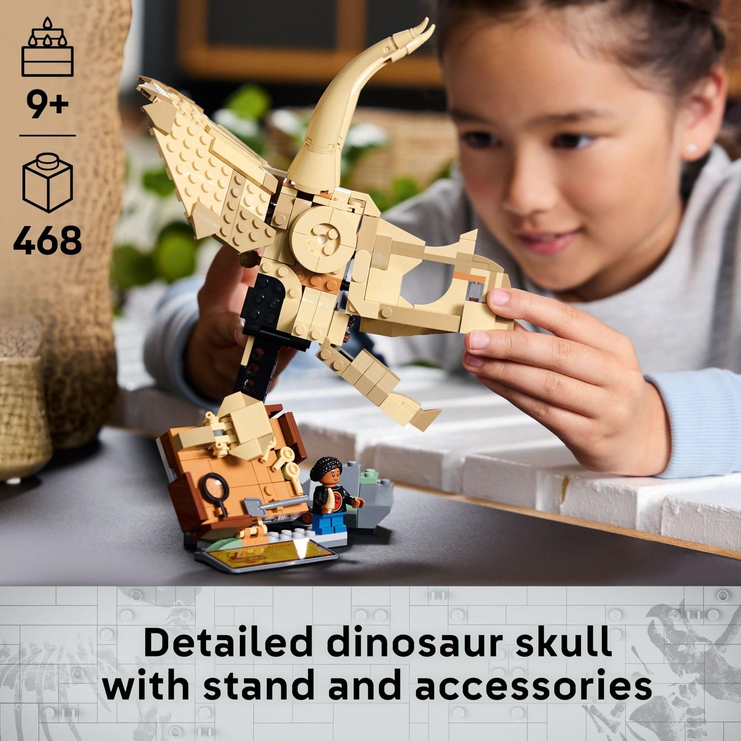 LEGO Jurassic World Dinosaur Fossils: Triceratops Skull Build & Display Set (76969)