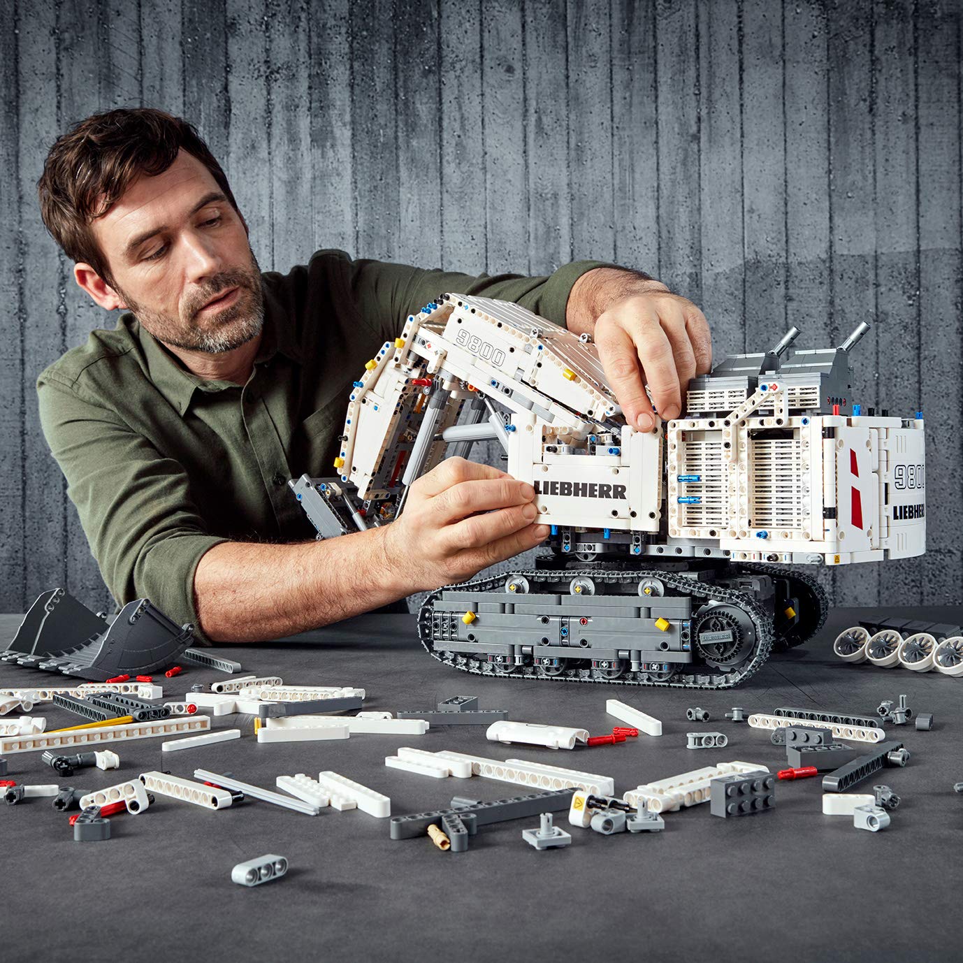 LEGO Technic Liebherr R 9800 Excavator 42100 Build Kit – 4,108 Pieces