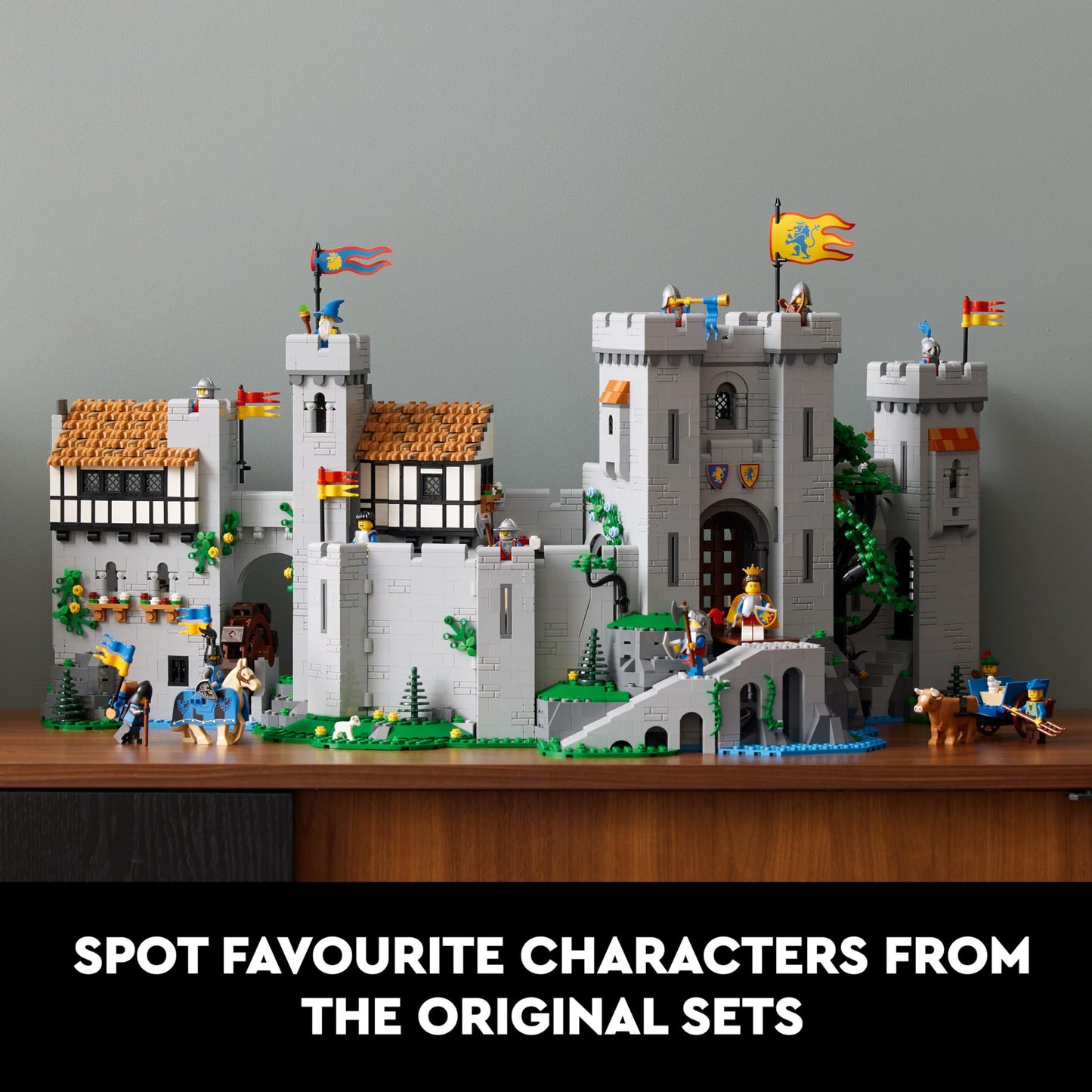 LEGO Lion Knights' Castle 10305 - 90 Years of LEGO History for Adult Builders
