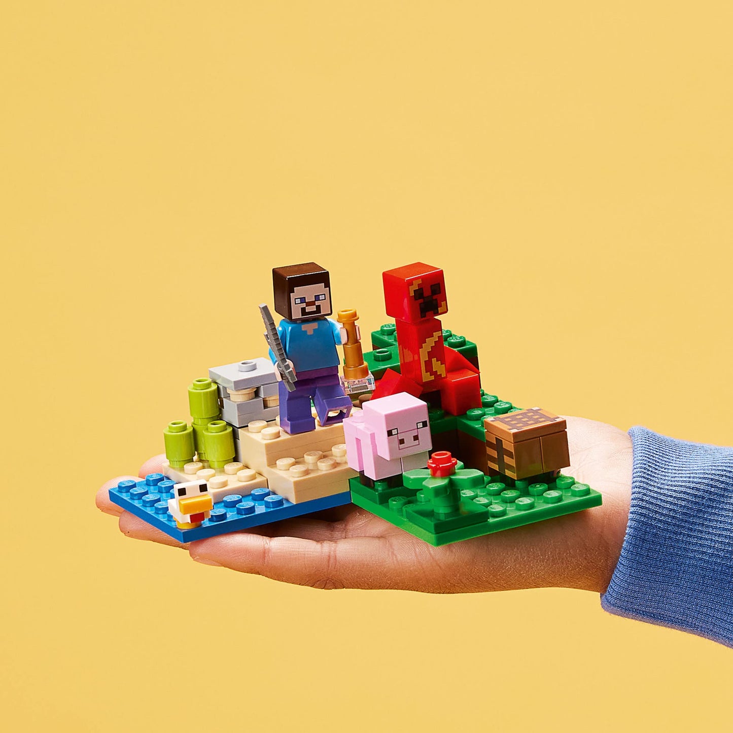 LEGO Minecraft The Creeper Ambush 21177 – Build, Battle & Explore with Steve, Pig & Chicken