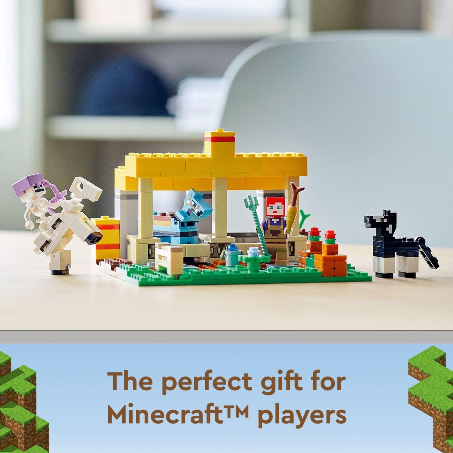 LEGO Minecraft The Horse Stable 21171 – Build, Feed, and Battle with Skeleton Horseman (New 2021, 241 Pieces)