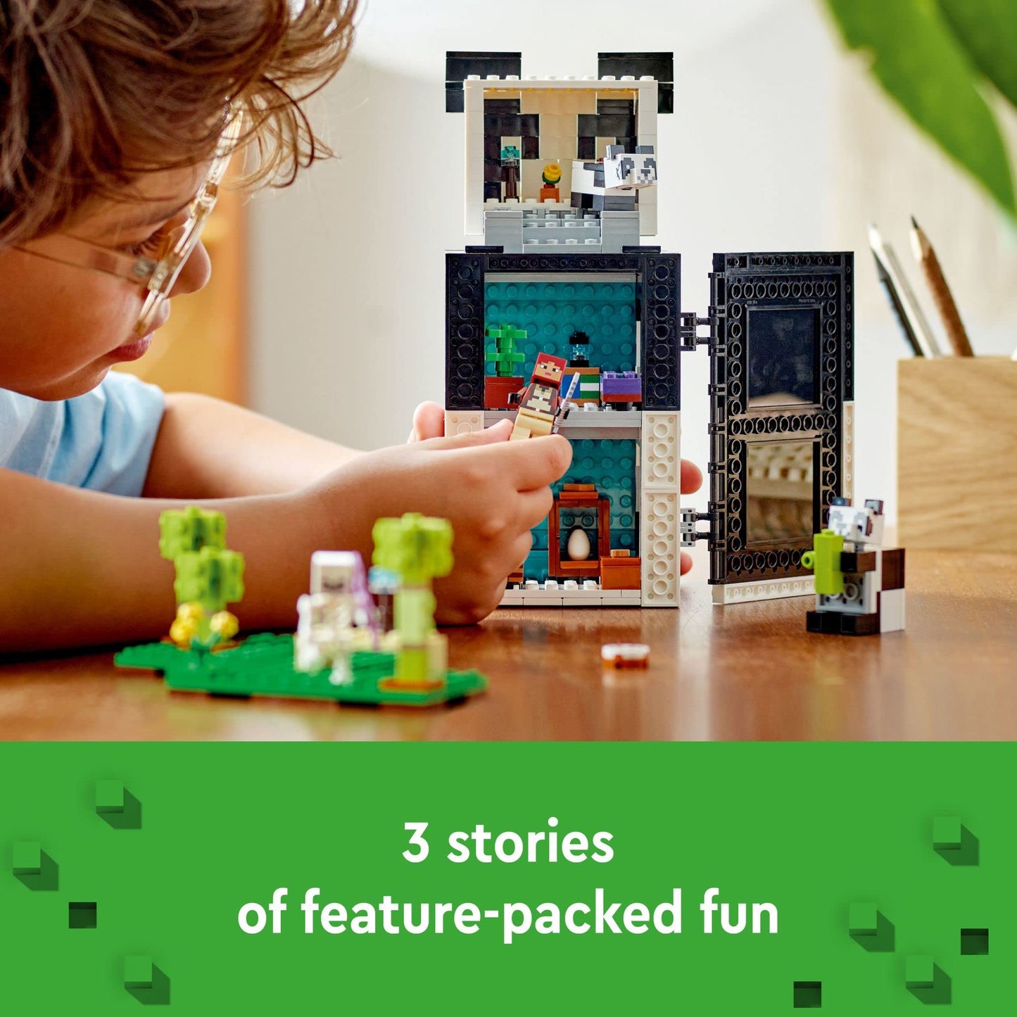 LEGO Minecraft The Panda Haven 21245 – Movable Panda House with Baby Pandas (553 Pieces)