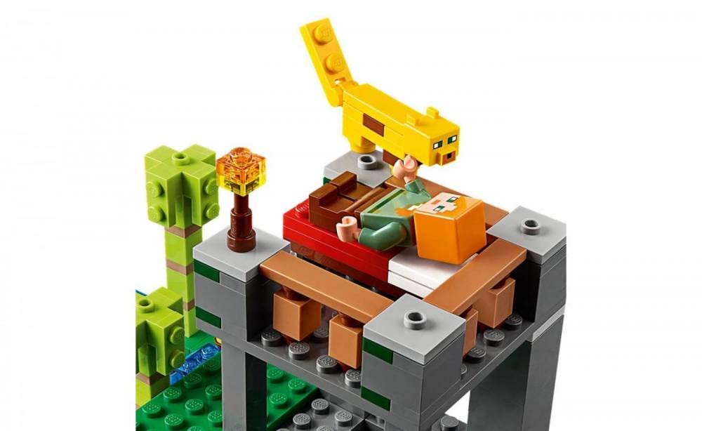 LEGO Minecraft Panda Nursery 21158 – 204-Piece Set with Baby Pandas for Creative Play