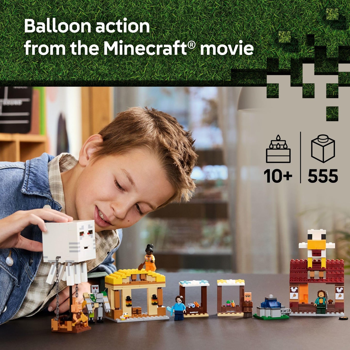 LEGO Minecraft The Ghast Balloon Village Attack 21273 – 555-Piece Set with Steve, Natalie & Dawn