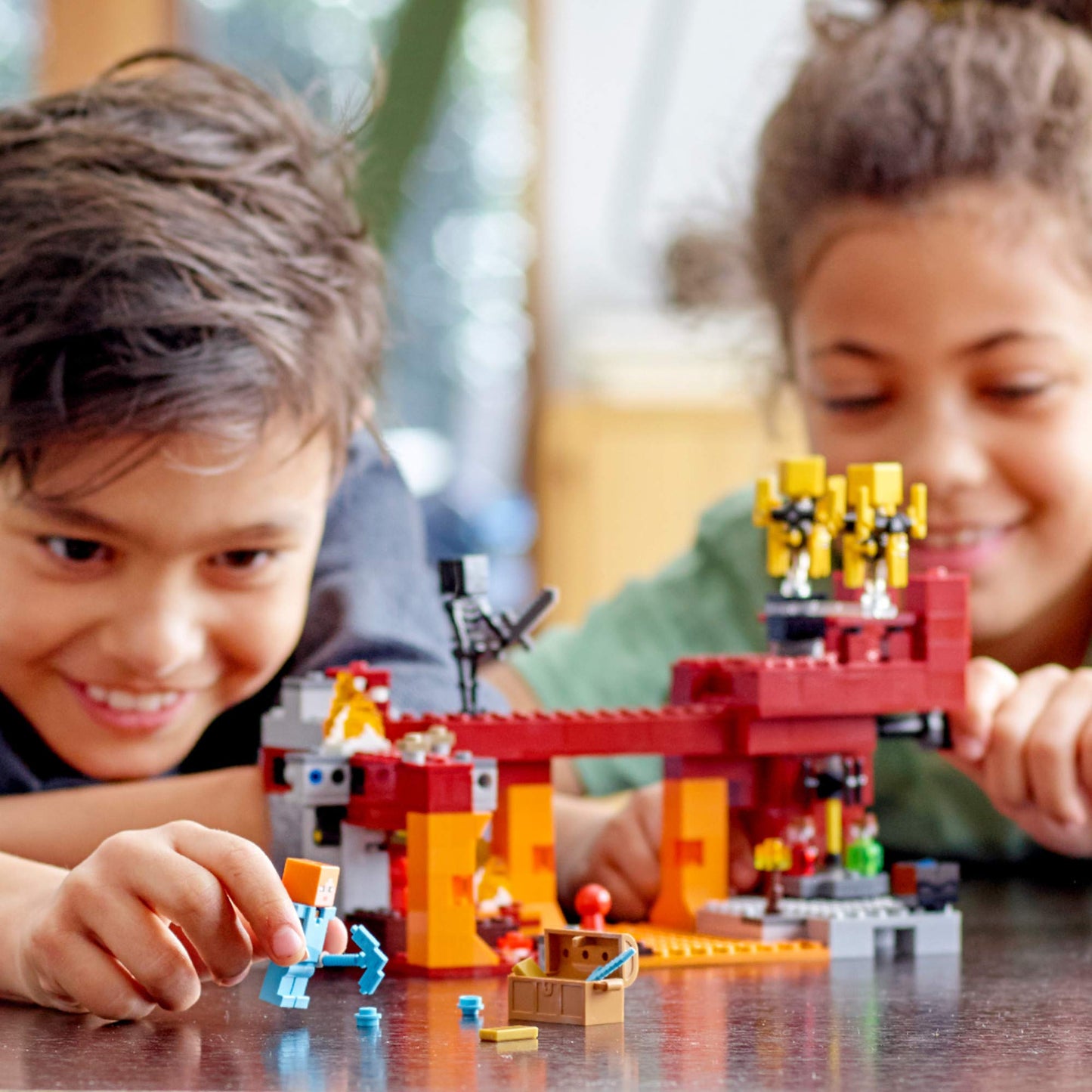 LEGO Minecraft The Blaze Bridge 21154 Building Kit – 370 Pieces