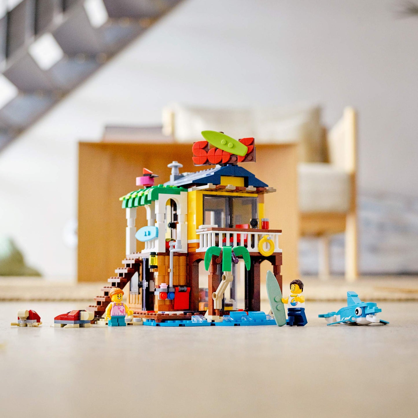 LEGO Creator 3in1 Surfer Beach House (31118) – 2 Minifigures & Dolphin