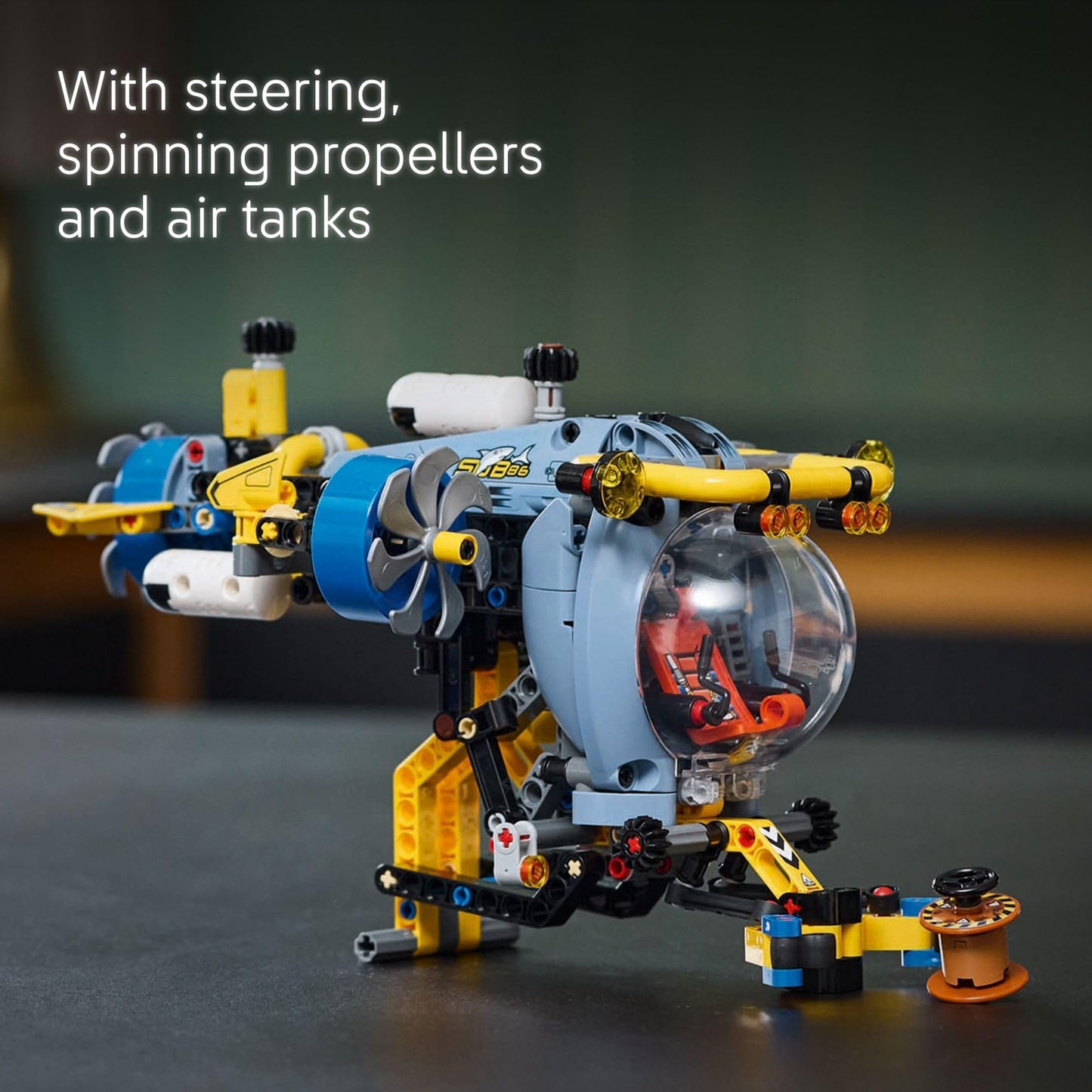LEGO Technic Deep-Sea Research Submarine 42201 – Movable Propellers, Grabbing Arm